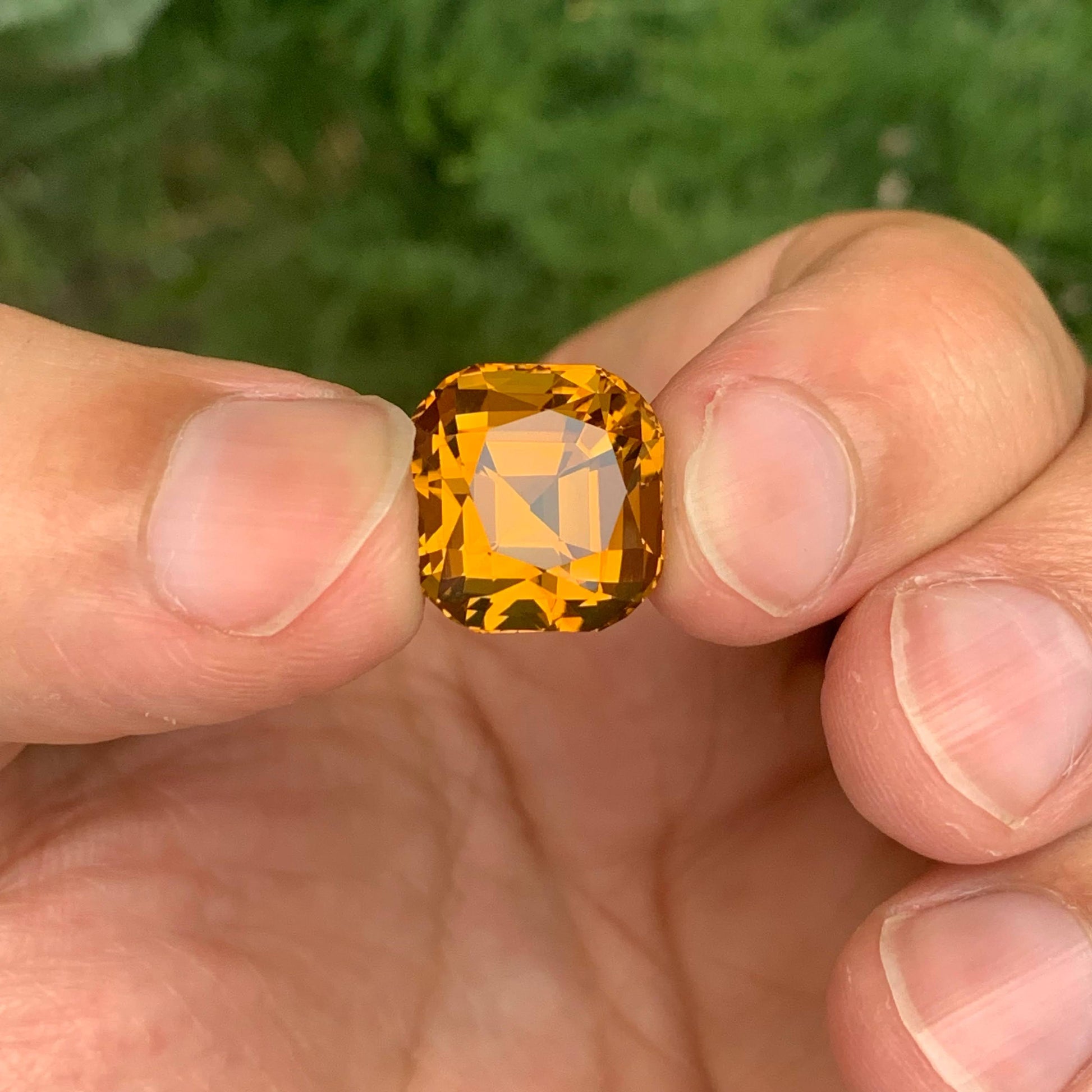 13.30 Carats Madeira Color Citrine