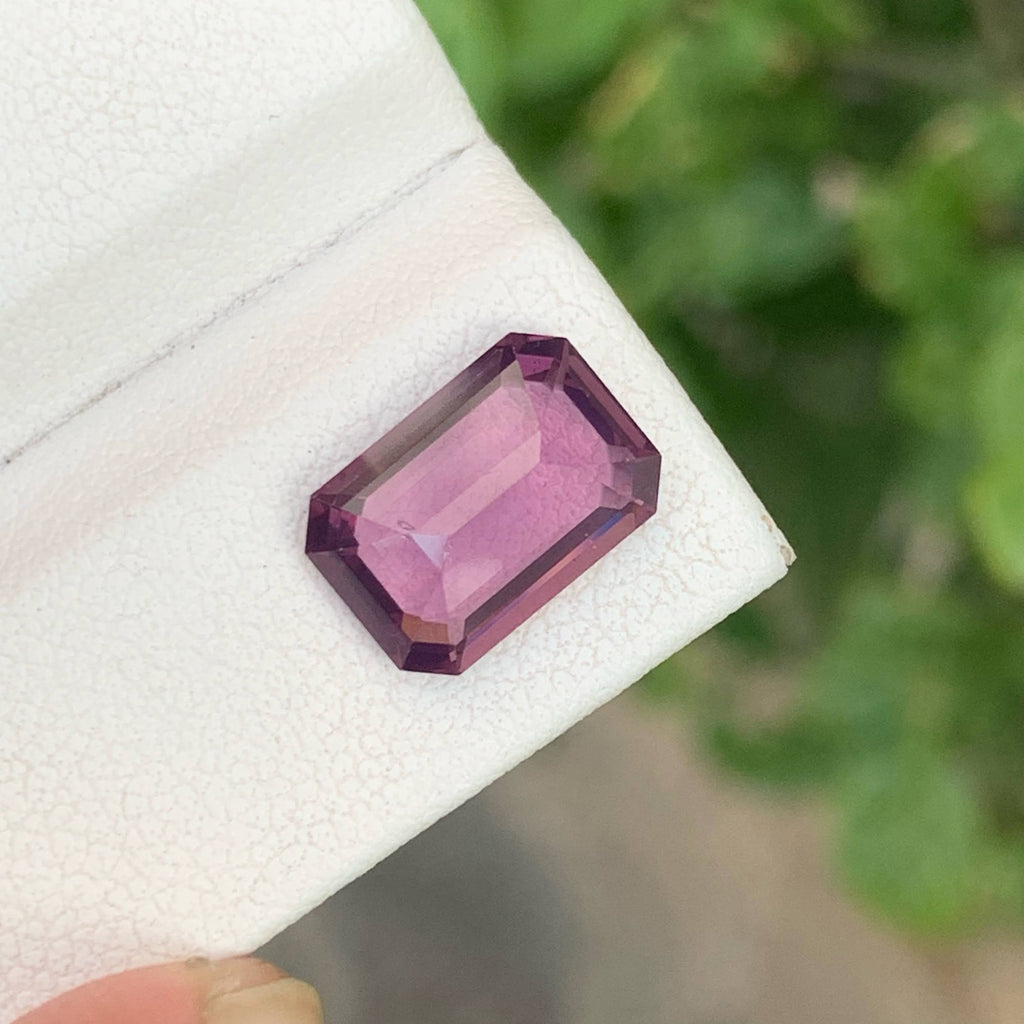 3.25 Carats Purplish Pink Spinel