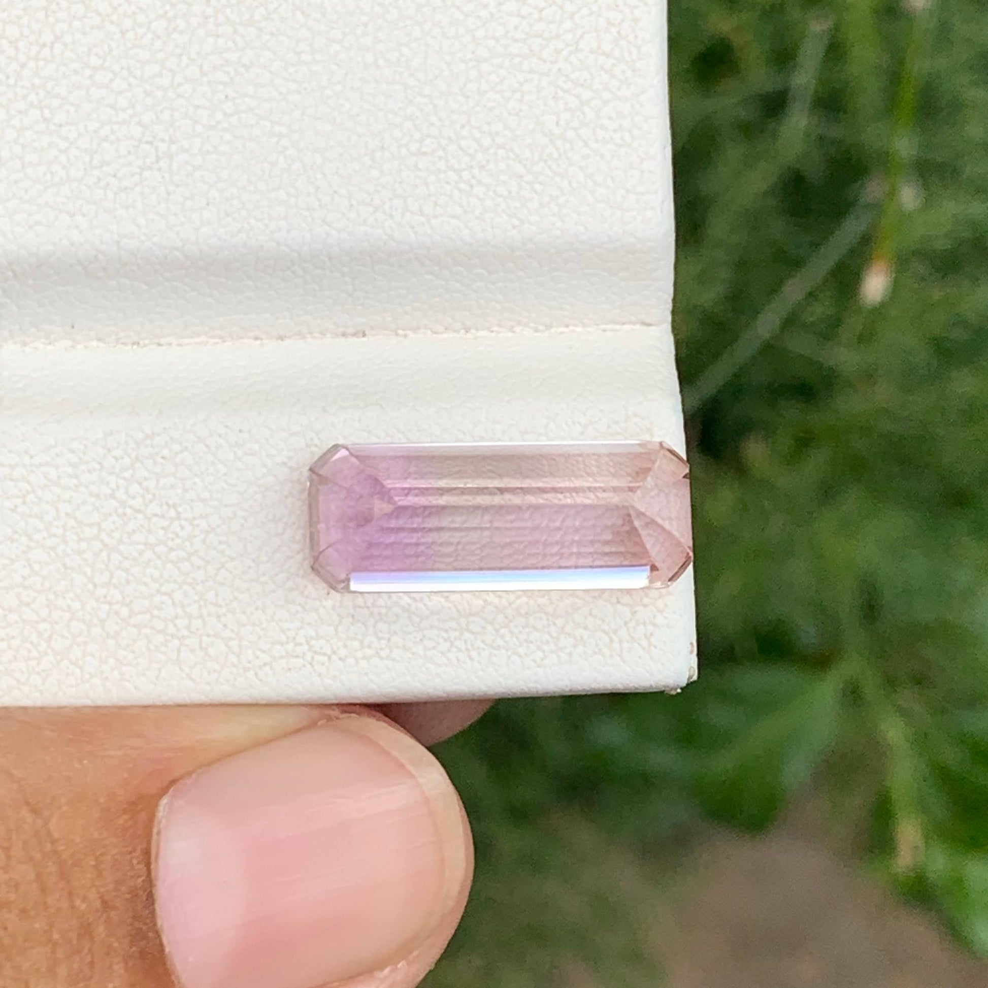 10.60 Carat Bicolor Pink Kunzite 