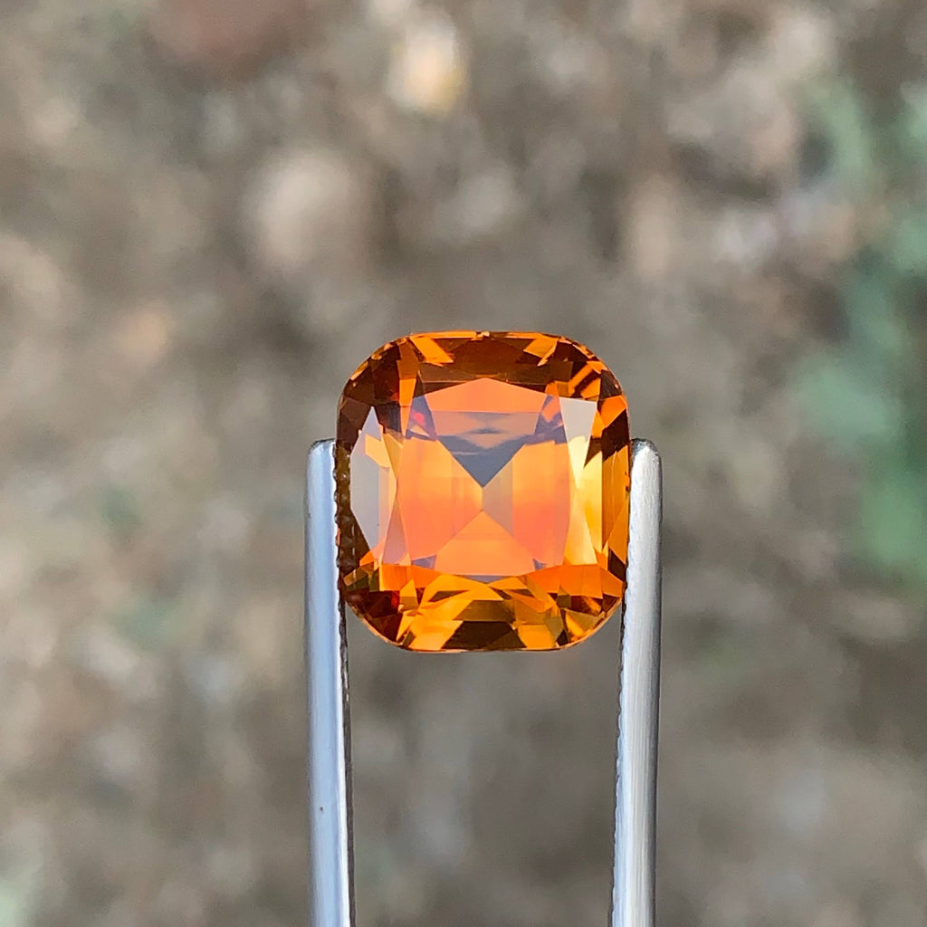 9.40 Carat Natural Loose Madeira Color Citrine Cushion Cut Bazillion Gemstone