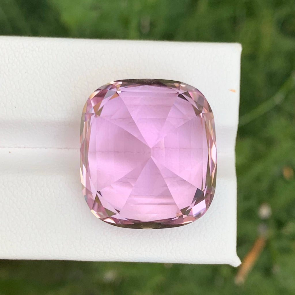49.40 Ct Natural Hot Pink Kunzite