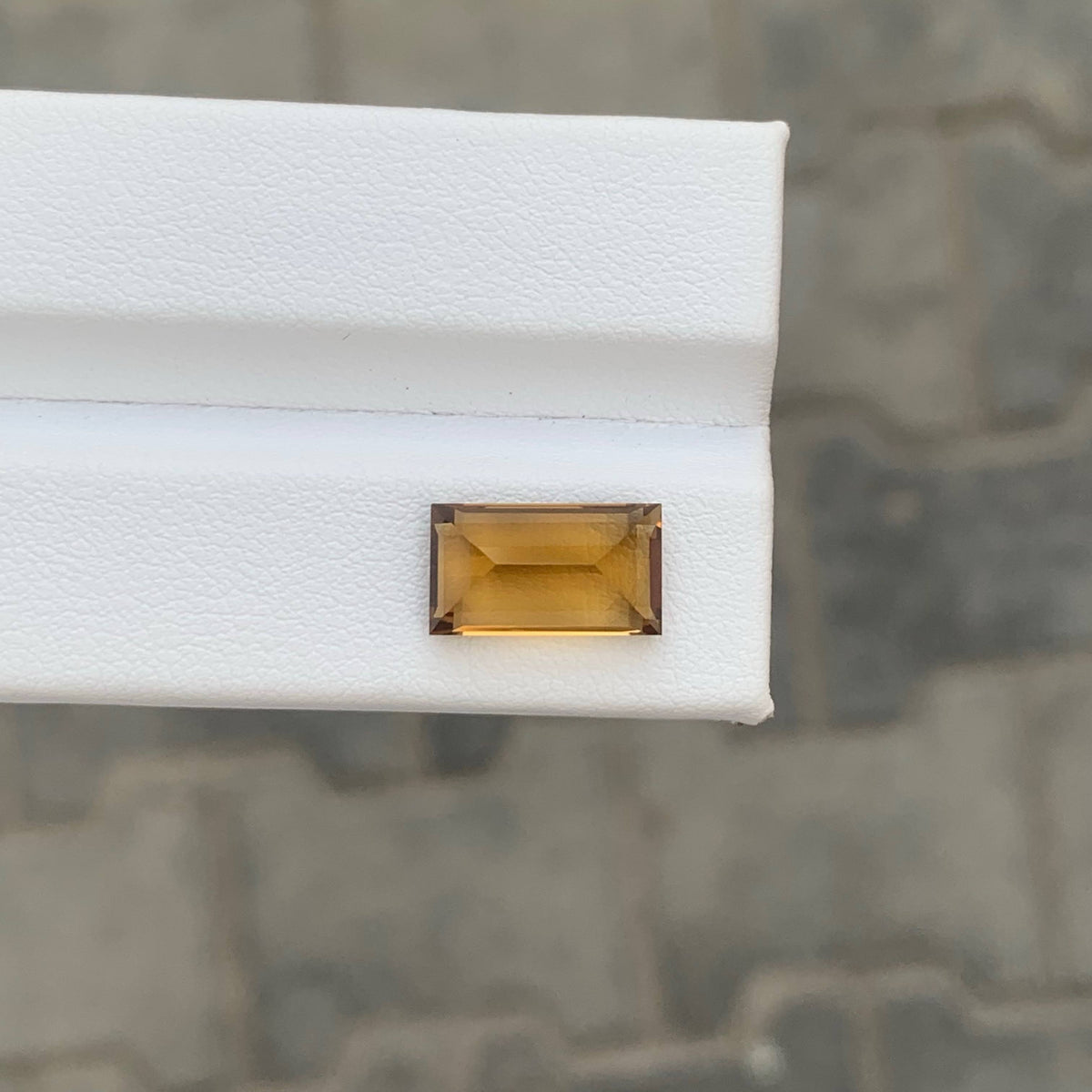 3.85 Carat Honey Color Citrine Baguette Cut Brazil Loupe Clean Untreated