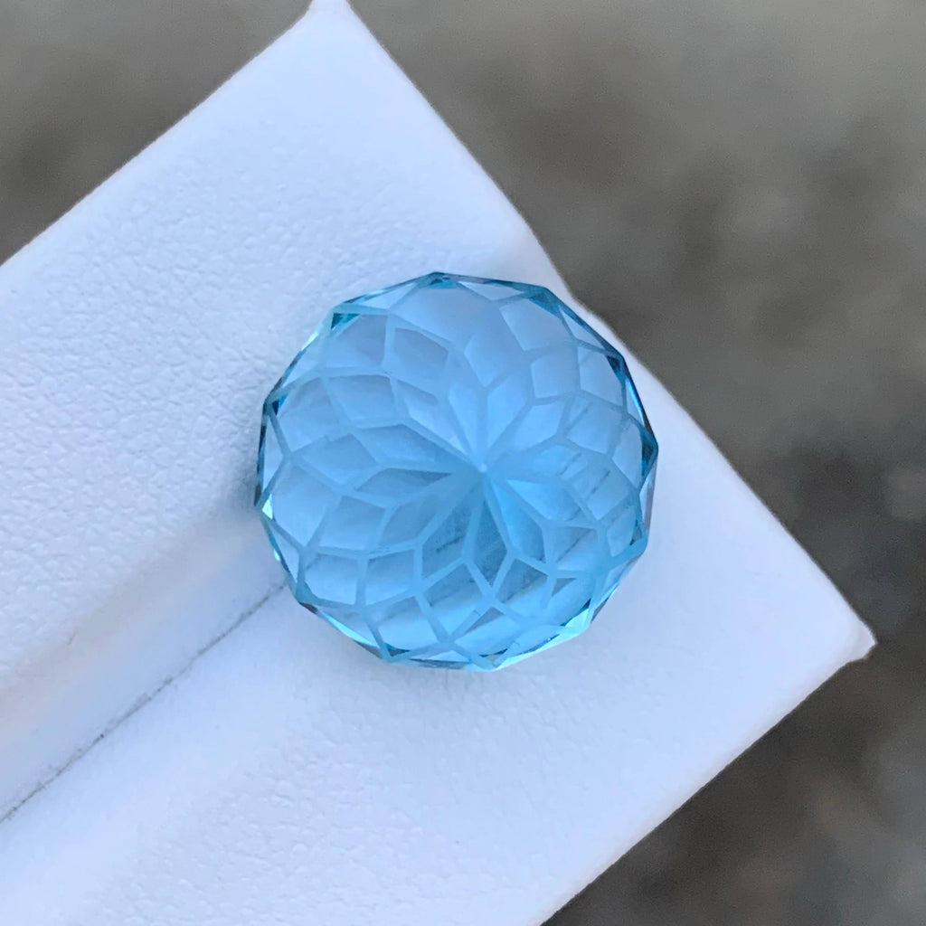 19.75 Carat Natural Loose Sky Blue Color Topaz Round Fancy Cut African Gemstone