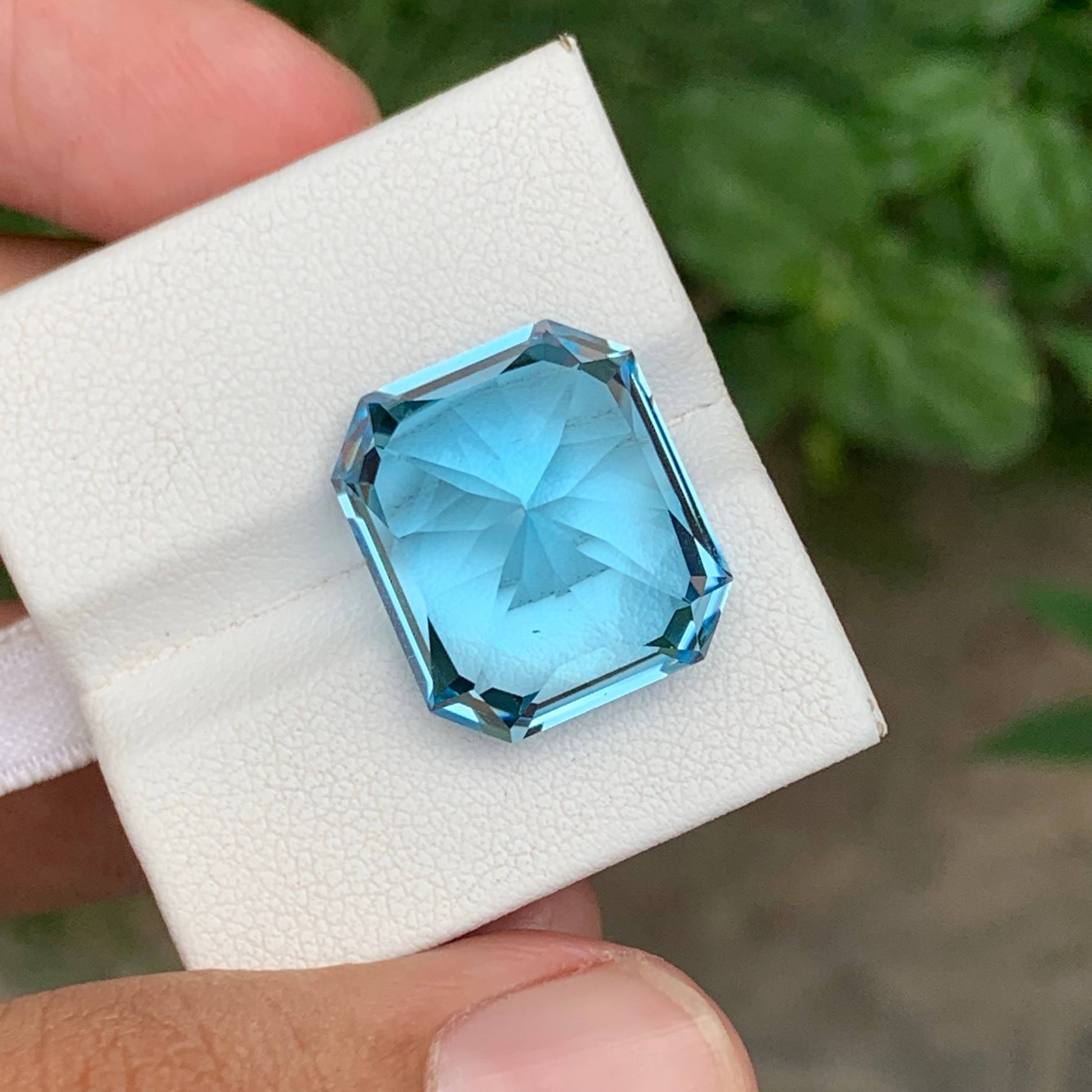 24.90 Carats Sky Blue Topaz