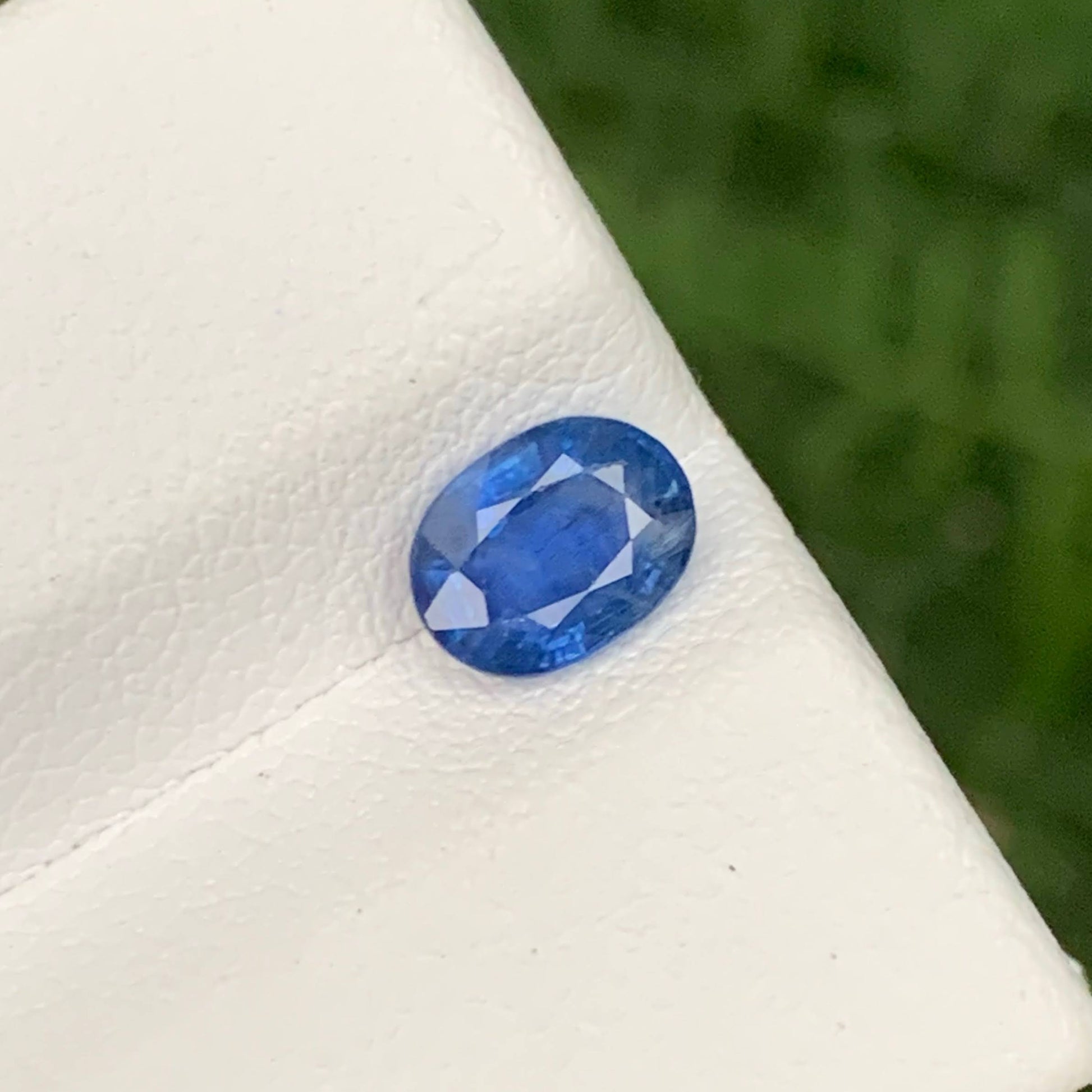 1.20 Carat Blue Sapphire Oval Cut