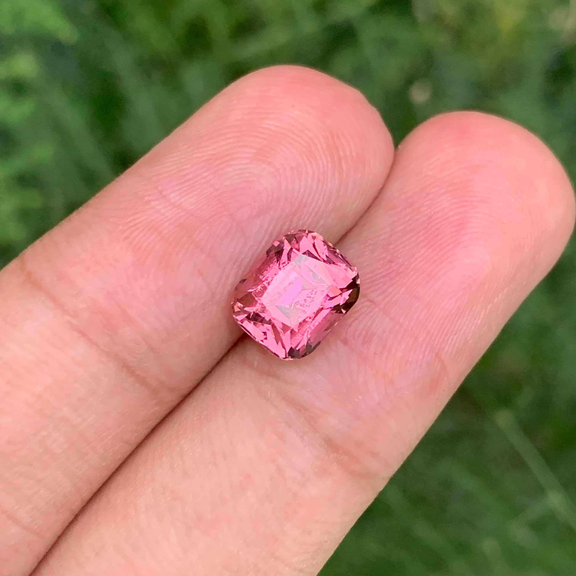 3.05 Carats Hot Pink Tourmaline