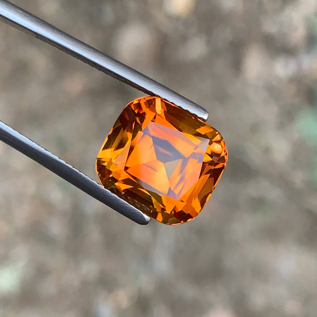 9.40 Carat Natural Loose Madeira Color Citrine Cushion Cut Bazillion Gemstone