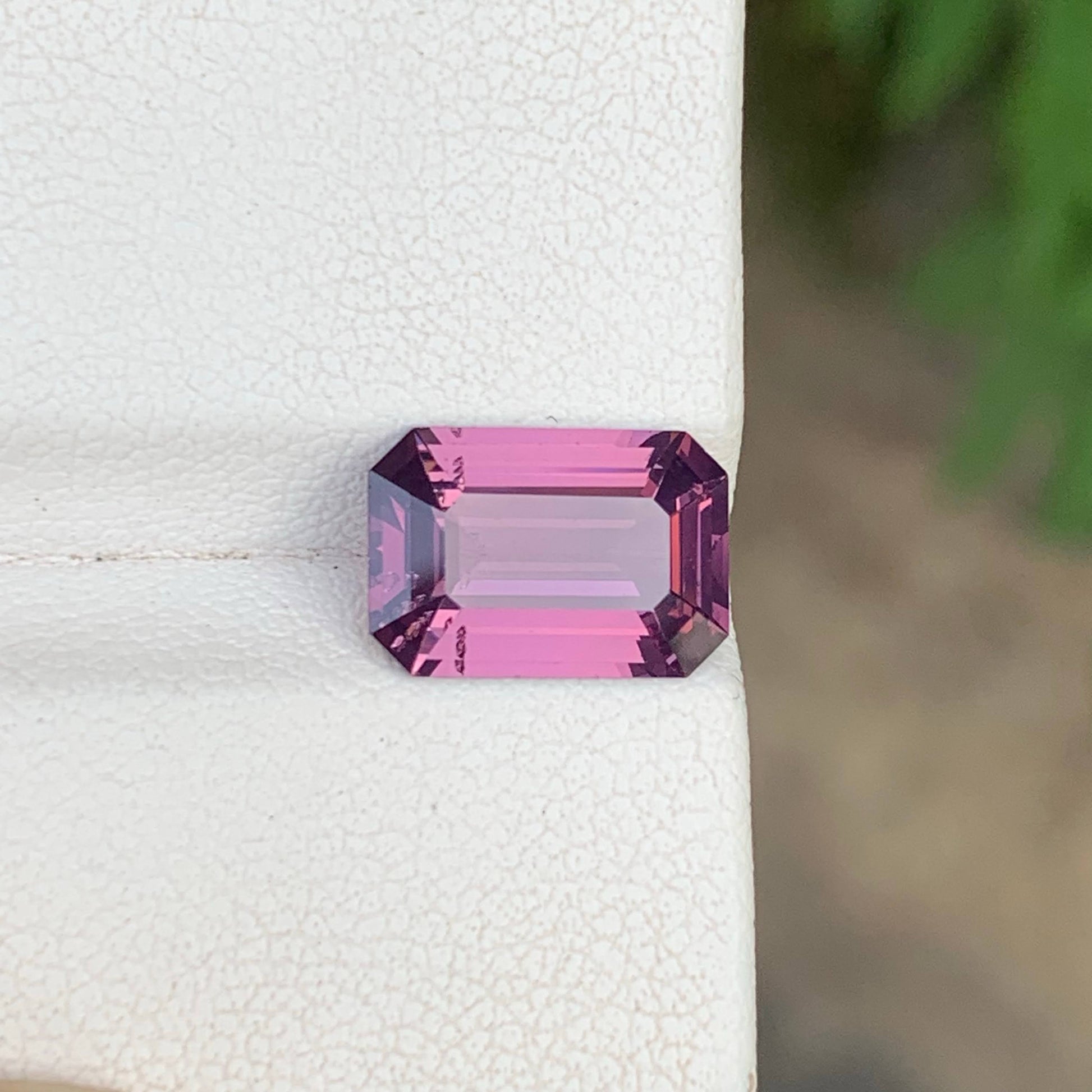 3.25 Carats Purplish Pink Spinel