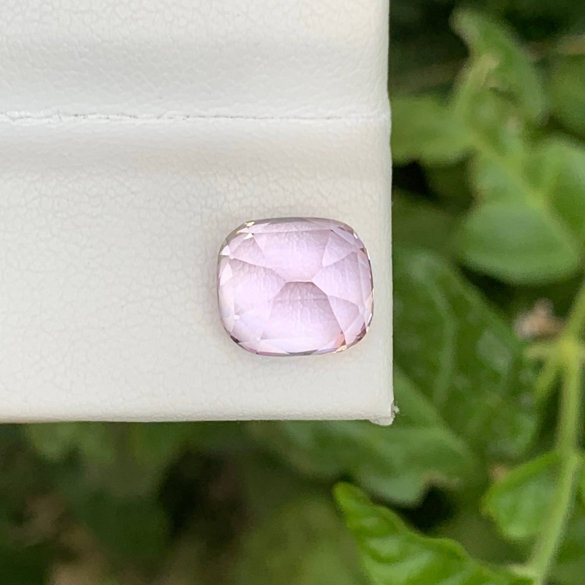 5.75 Carat Loose Kunzite Gem