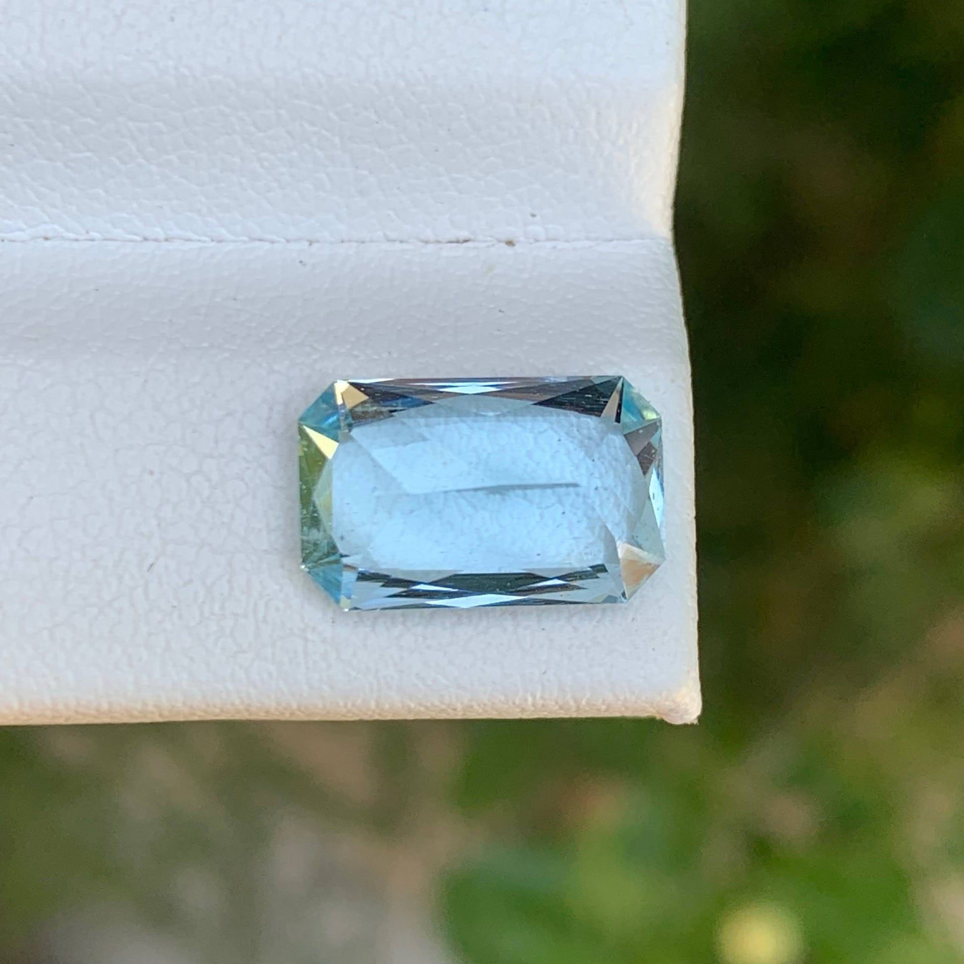 3.45 Carats Fancy Blue Aquamarine