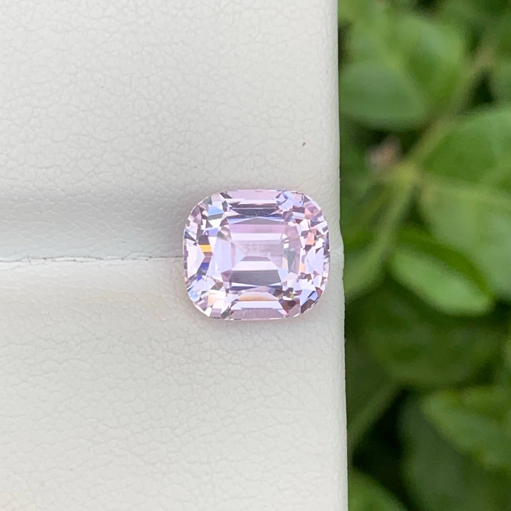 5.75 Carat Loose Kunzite Gem