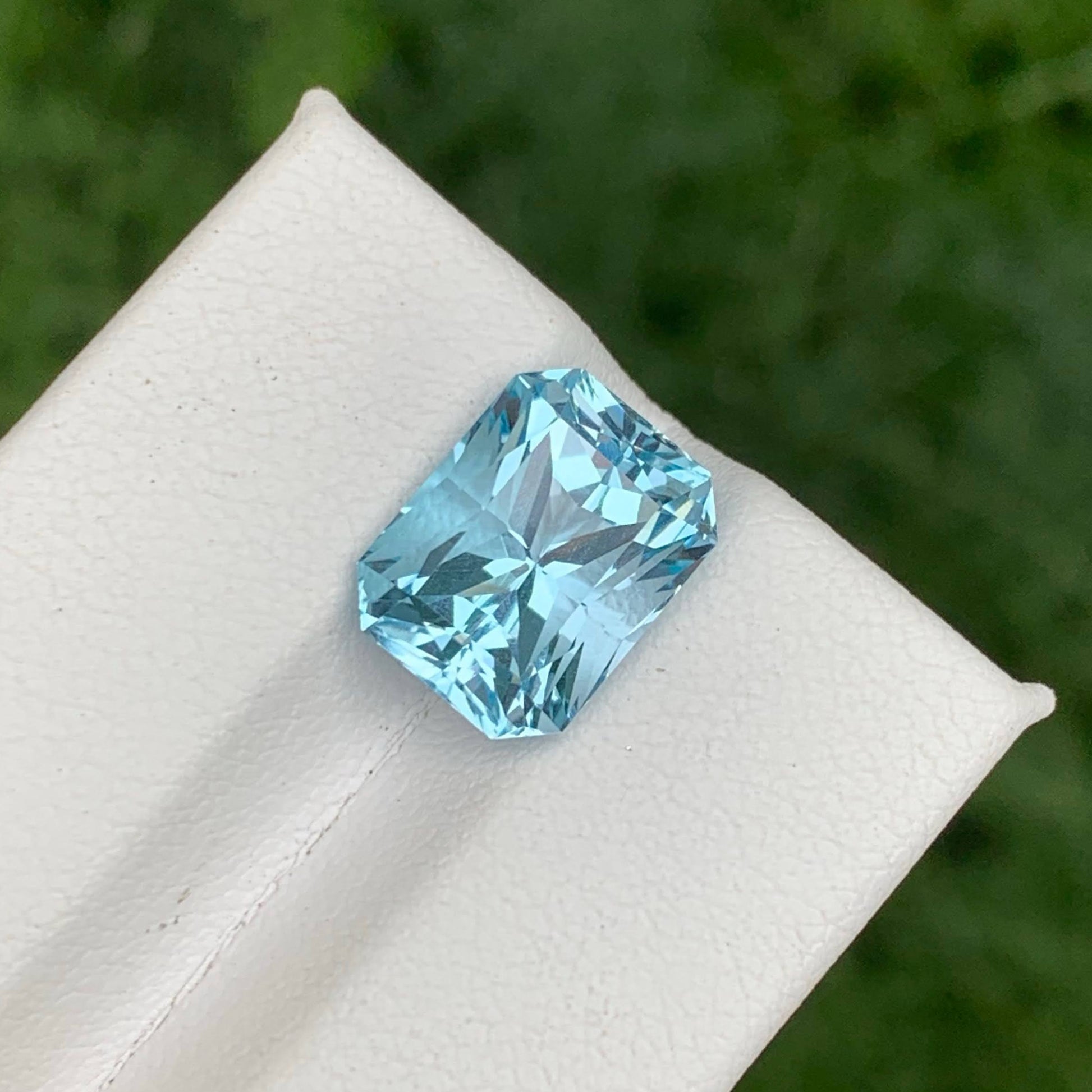7.40 Carat Natural Loose Sky Blue Color Topaz Fancy Cut African Gemstone