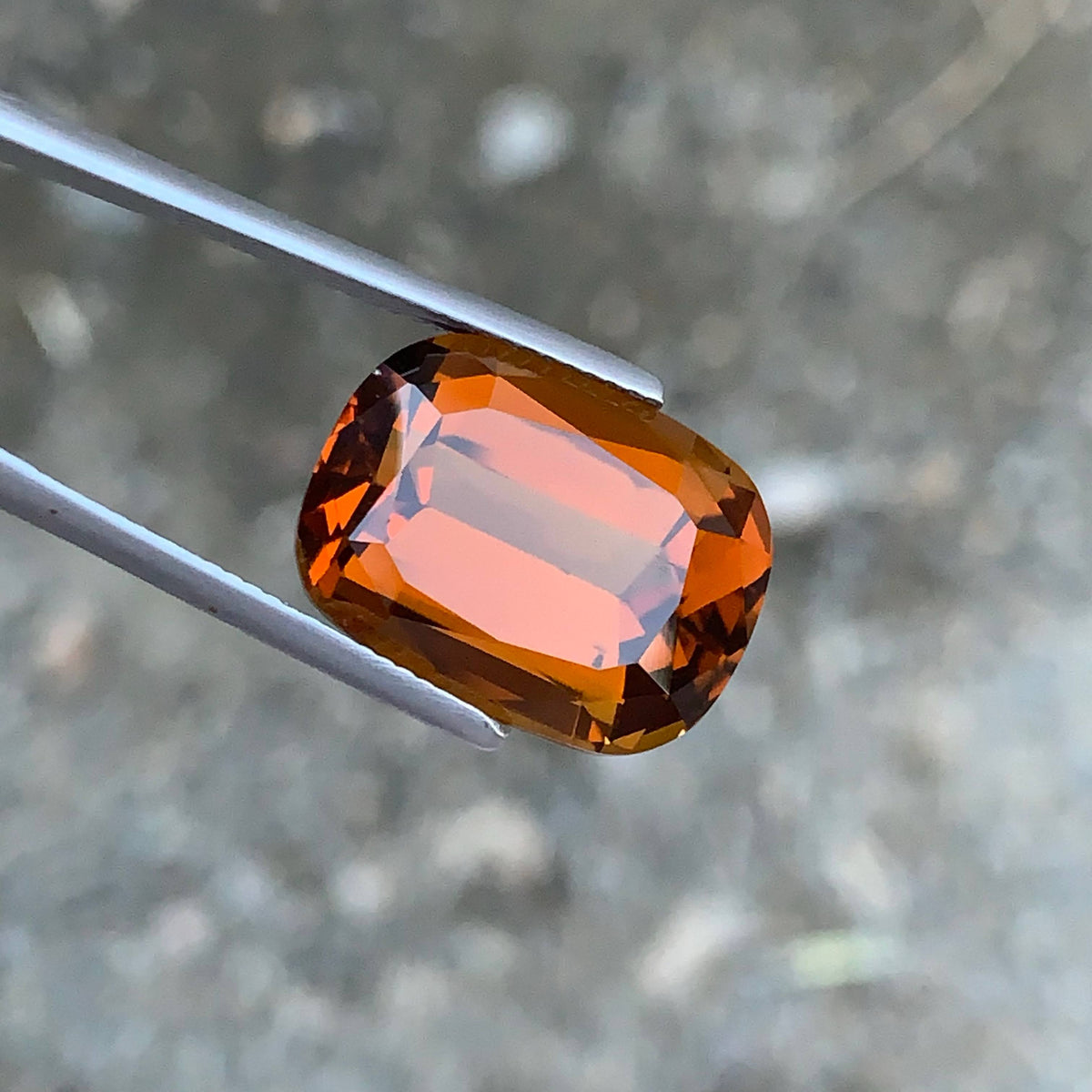 15.56 Carat Natural Loose Honey Color Citrine Stone Cushion Cut African Gemstone