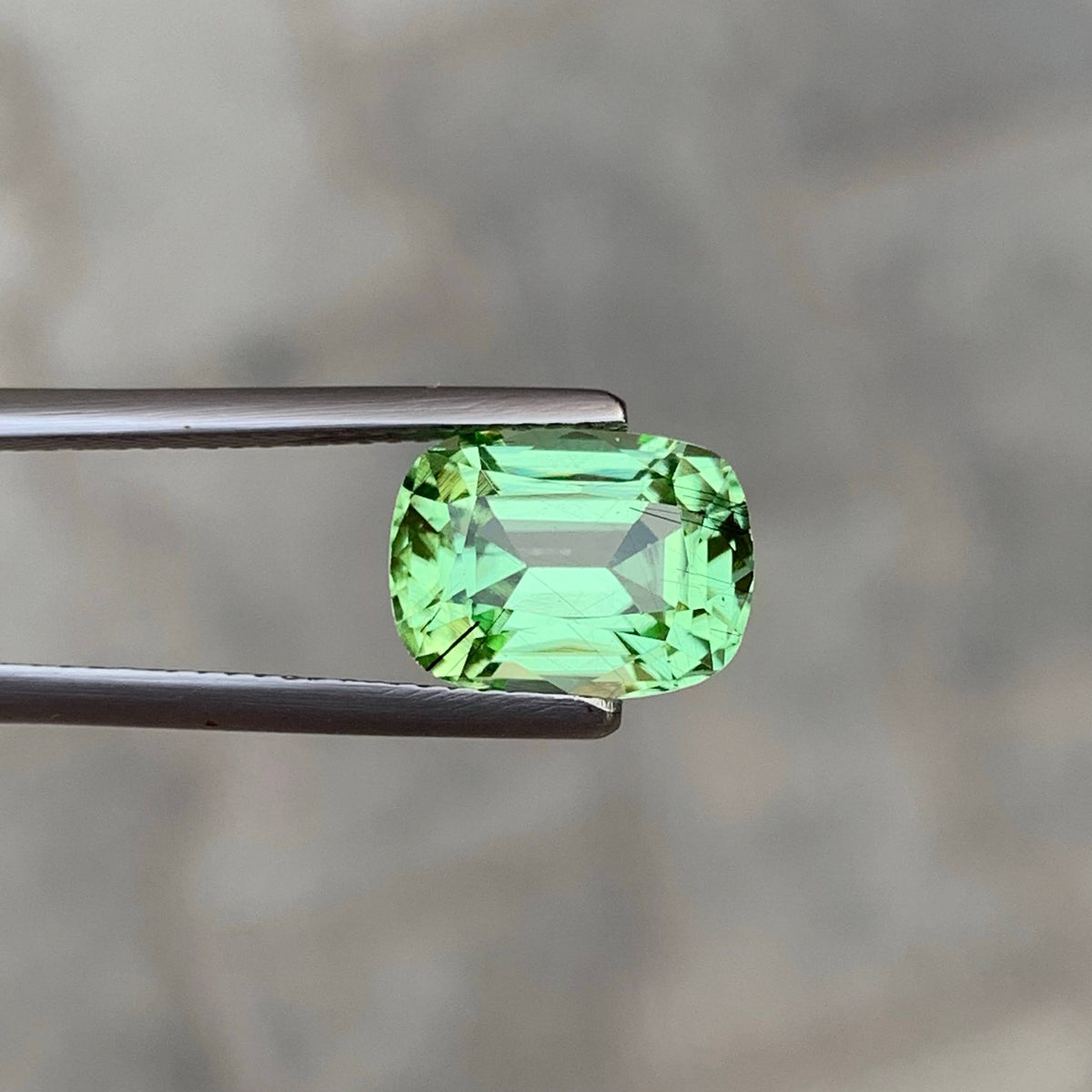 3.75 Carat Natural Loose Green Color Peridot Cushion Cut Pakistani Gemstone