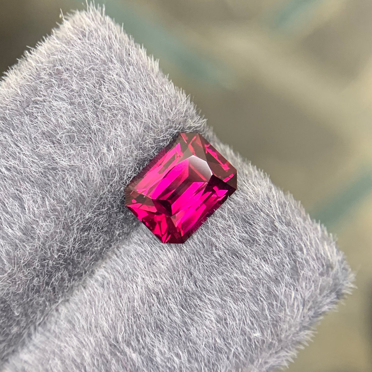 3.15 Carat Natural Loose Fine Quality Garnet Stone Fancy Cut Tanzanian Gemstone
