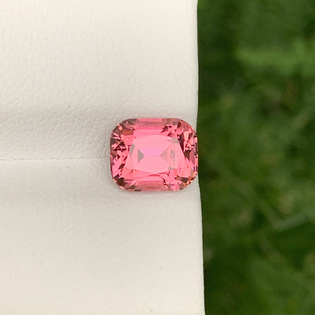 3.05 Carats Hot Pink Tourmaline