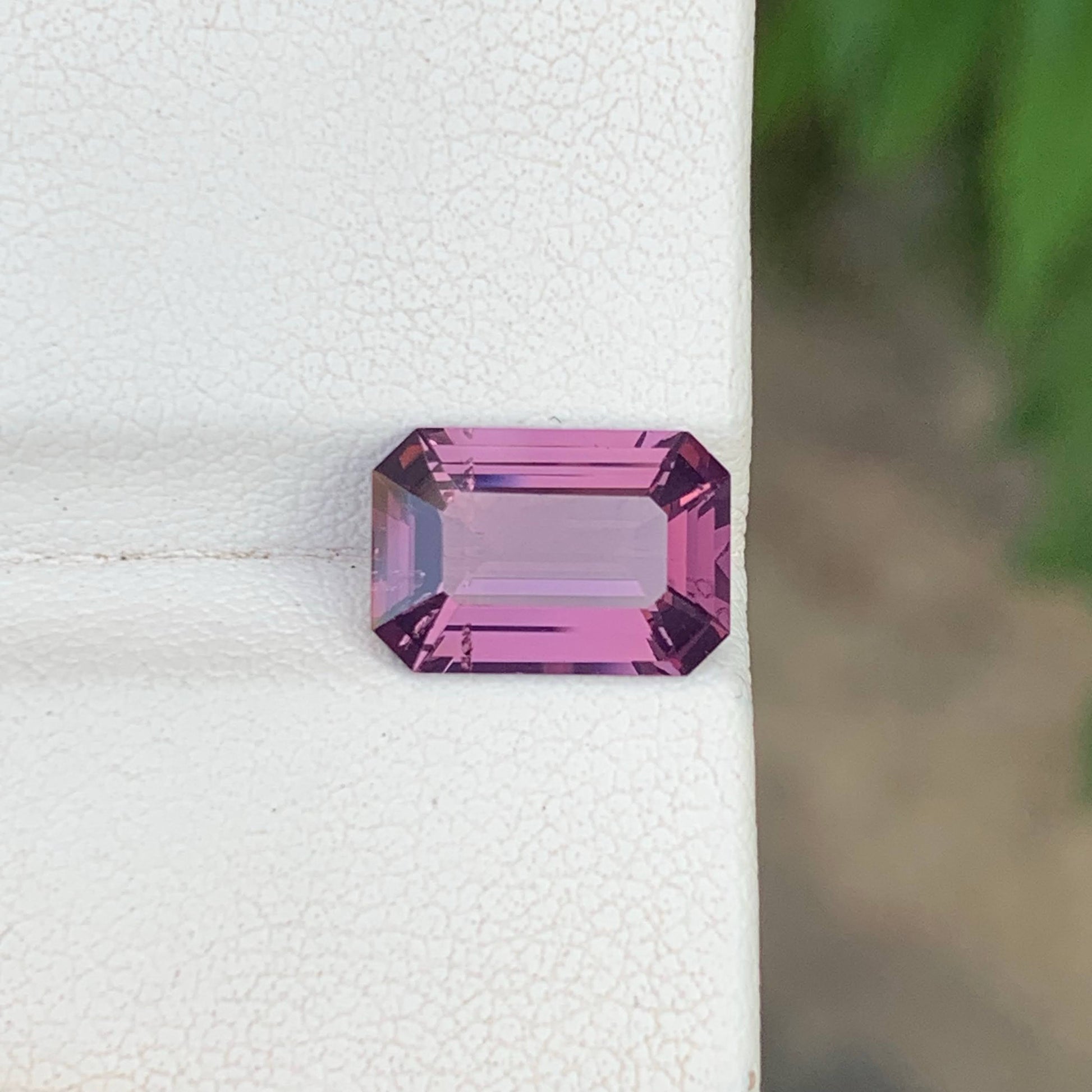 3.25 Carats Purplish Pink Spinel
