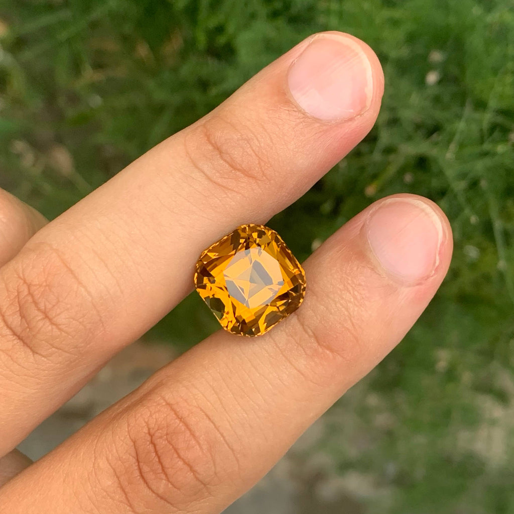 13.30 Carats Madeira Color Citrine