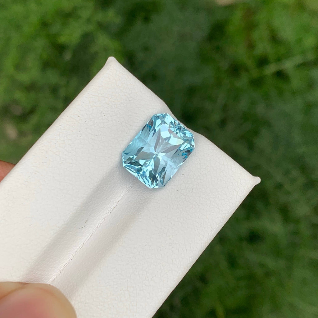 7.40 Carat Natural Loose Sky Blue Color Topaz