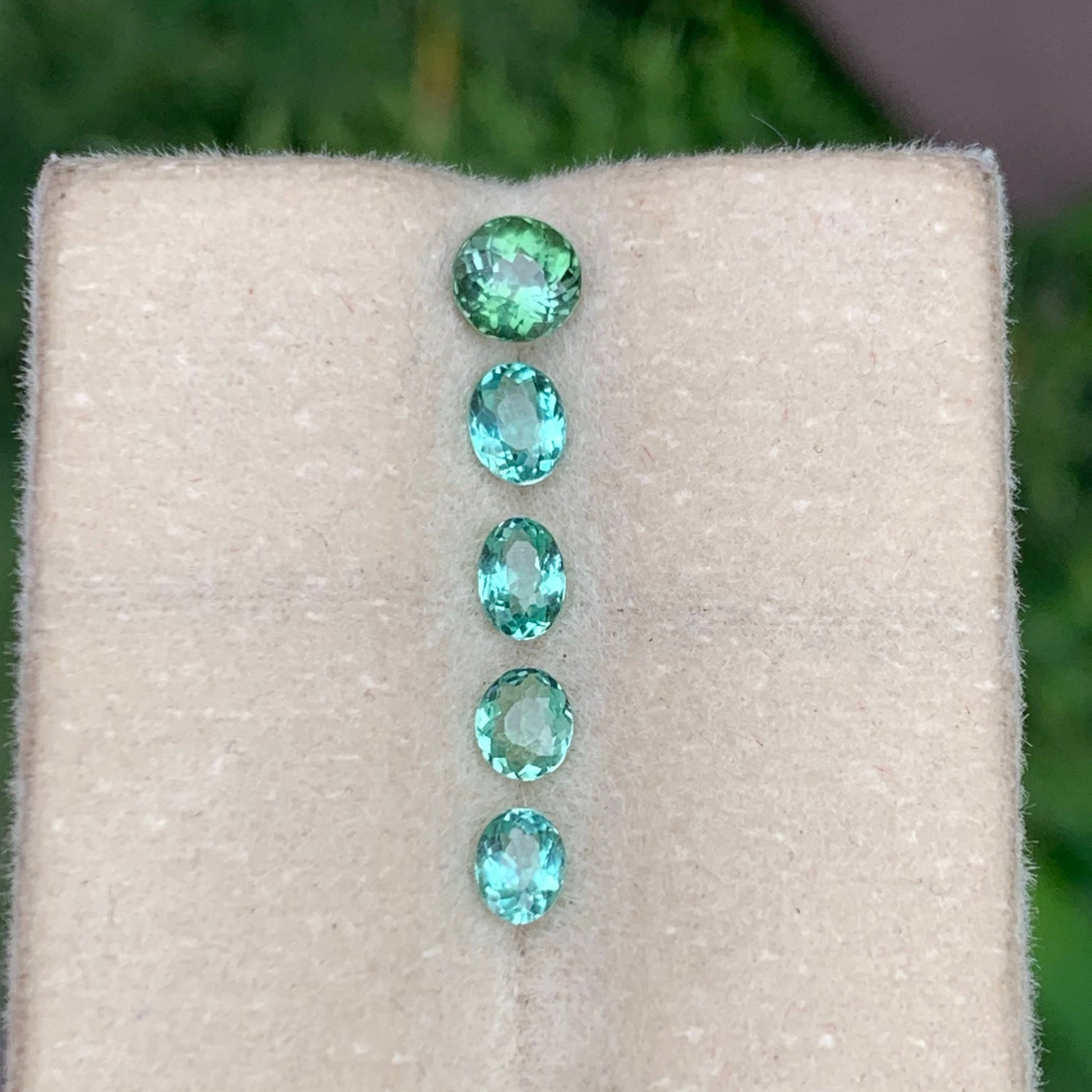 0.70 Ct Natural Mozambique Paraiba Lot