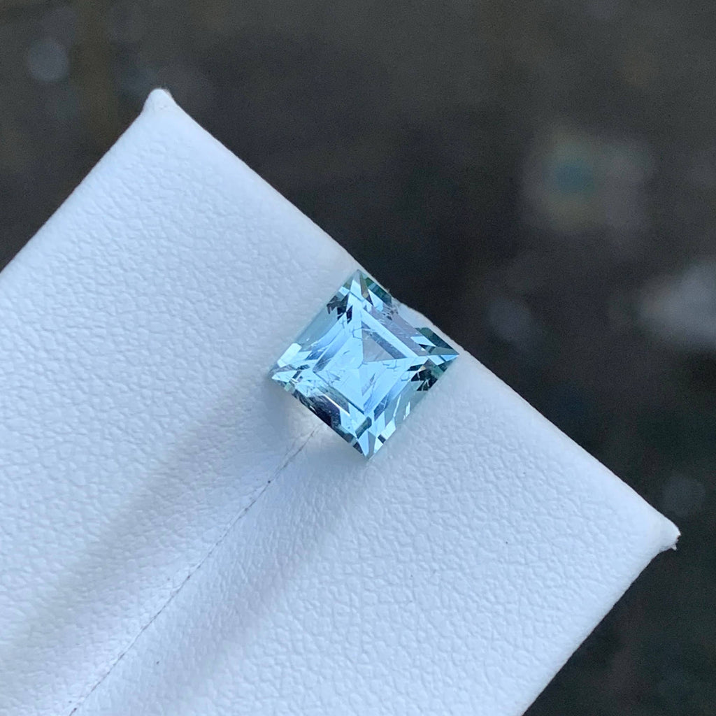 1.50 Carat Light Blue Aquamarine Baguette Cut Pakistan | VVS Untreated