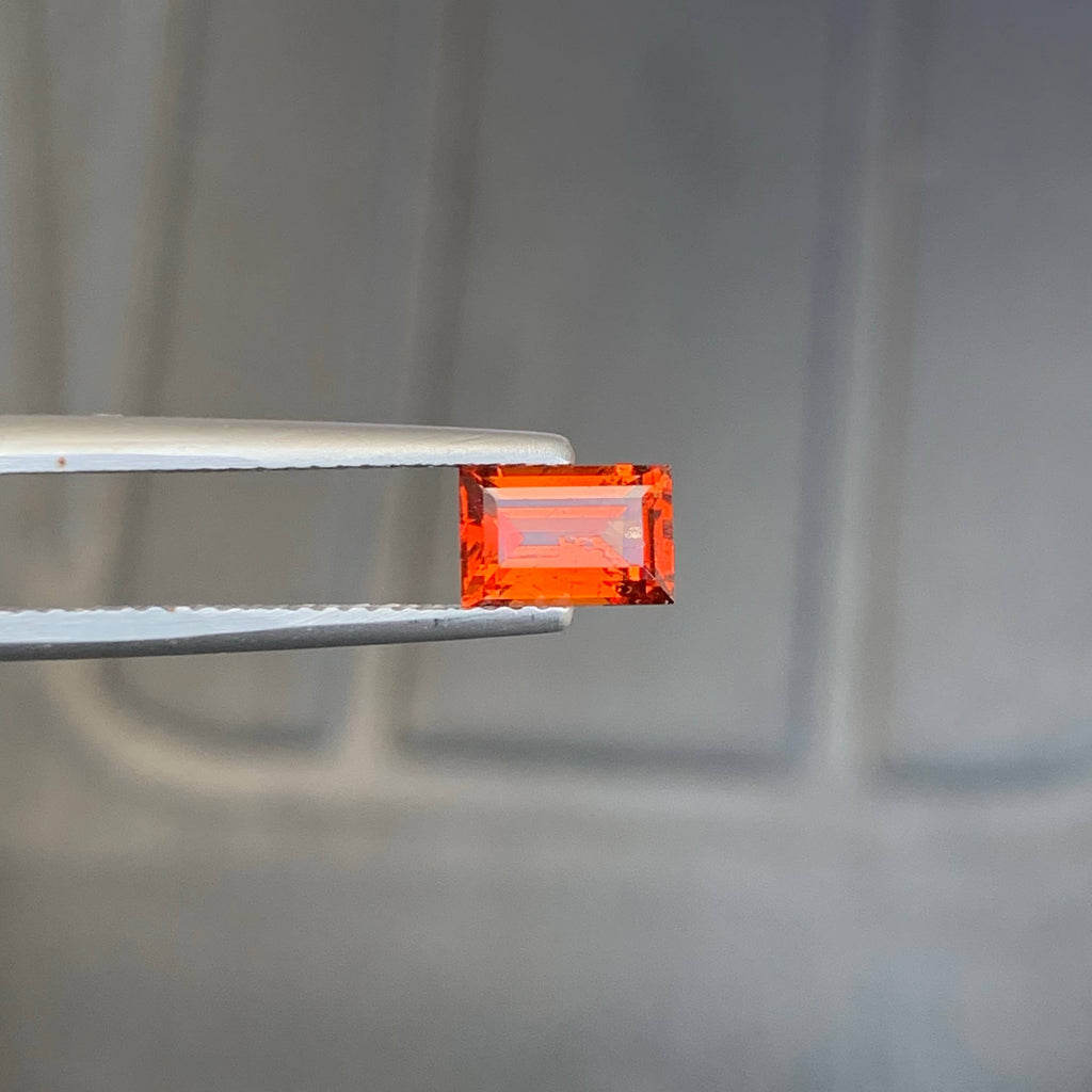 1.00 Carat Bright Orange Spessartite Garnet Baguette Cut Tanzanian Untreated VVS