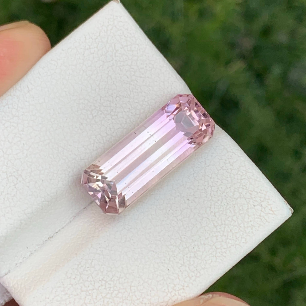 10.60 Carat Bicolor Pink Kunzite 