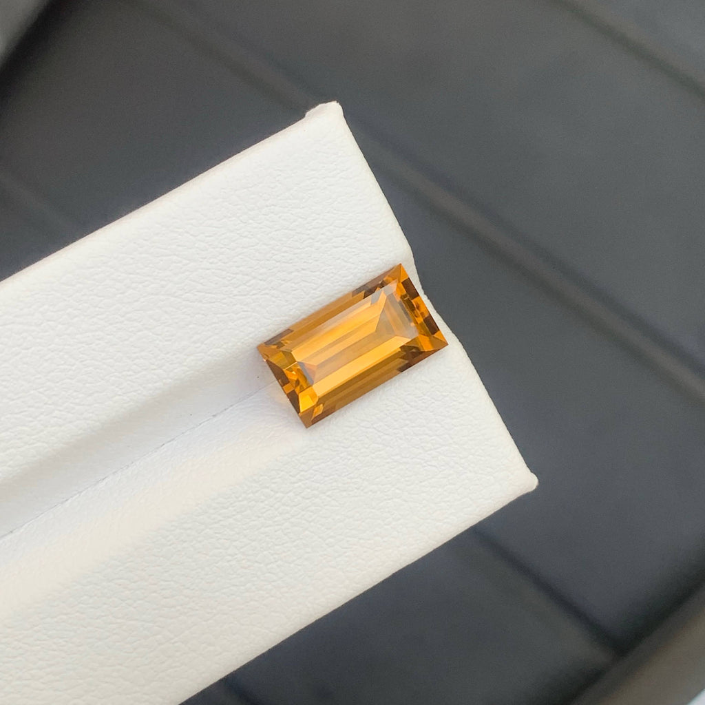 3.85 Carat Honey Color Citrine Baguette Cut Brazil Loupe Clean Untreated