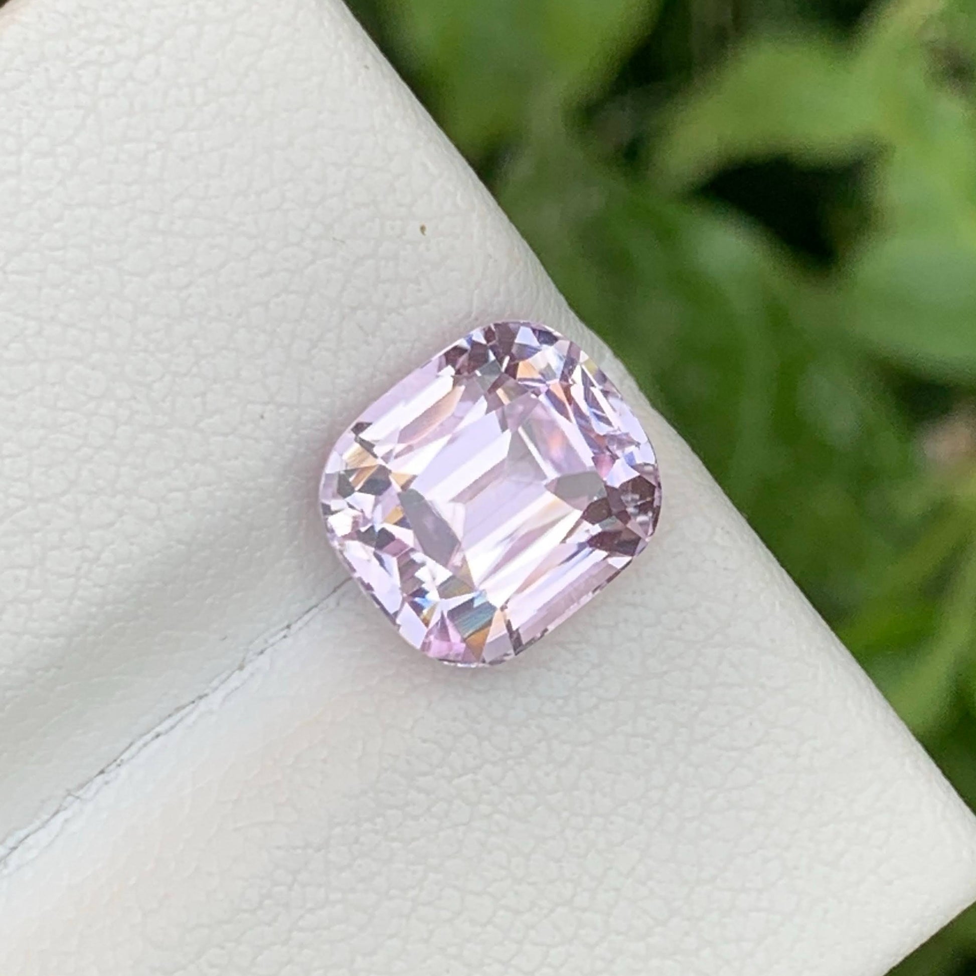 5.75 Carat Loose Kunzite Gem