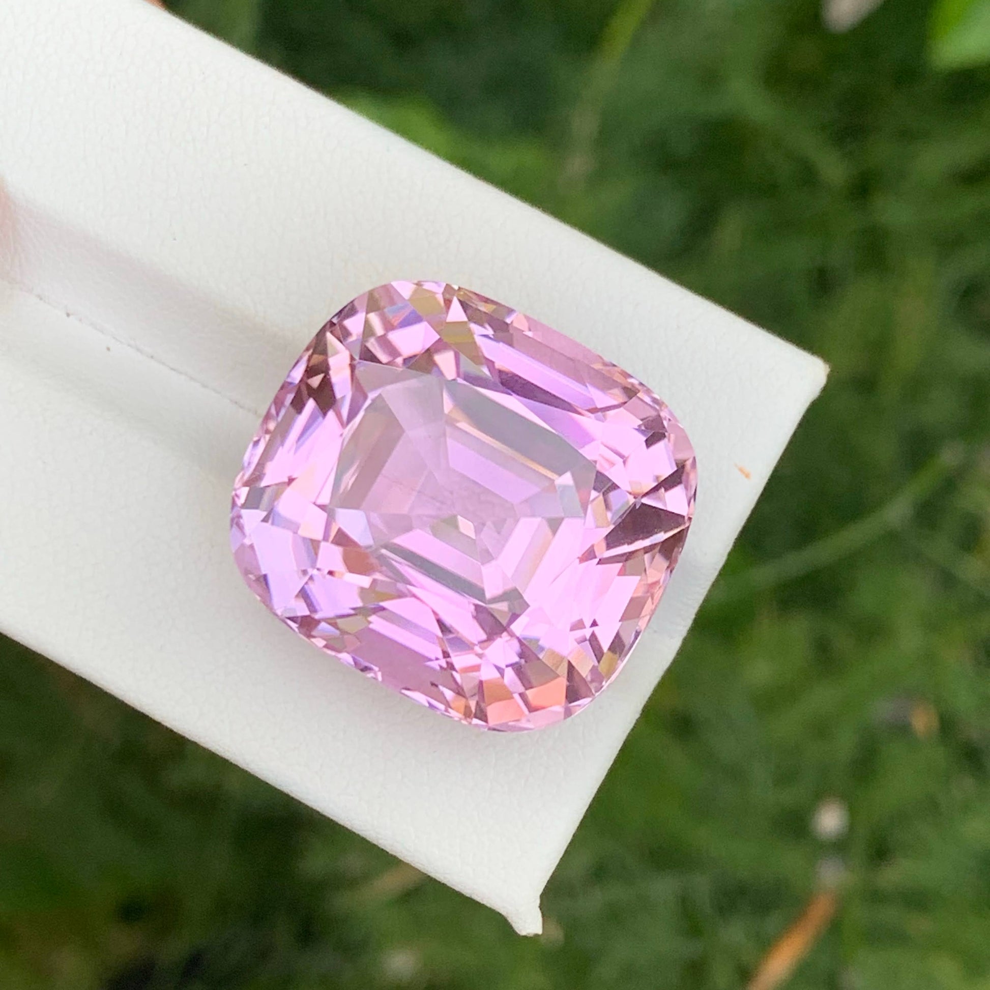 49.40 Ct Natural Hot Pink Kunzite