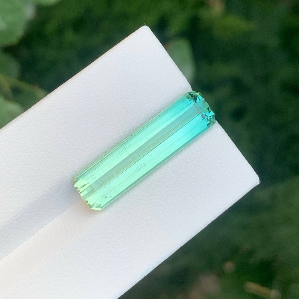 9.30 Carats Bicolor Tourmaline Gem