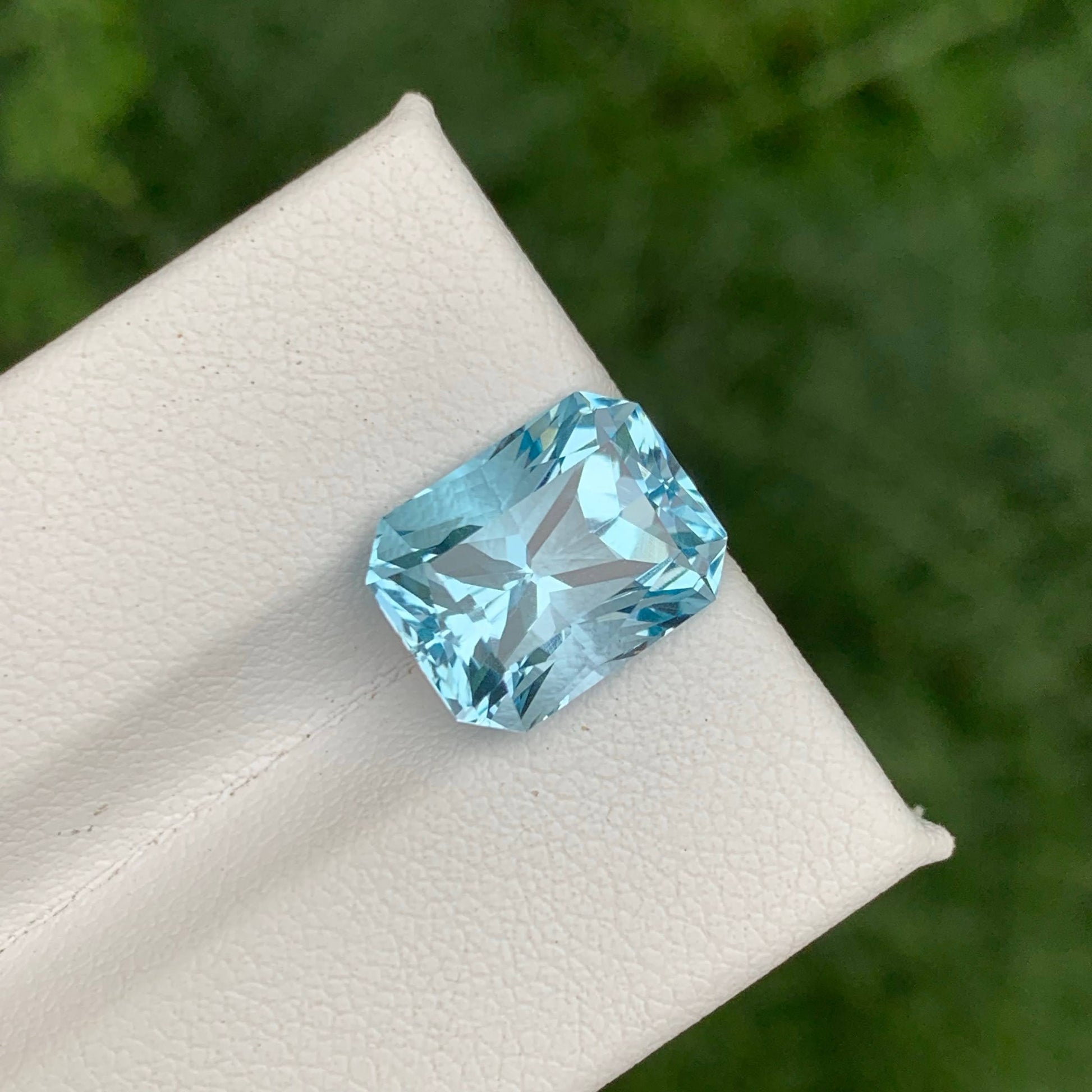 7.40 Carat Natural Loose Sky Blue Color Topaz