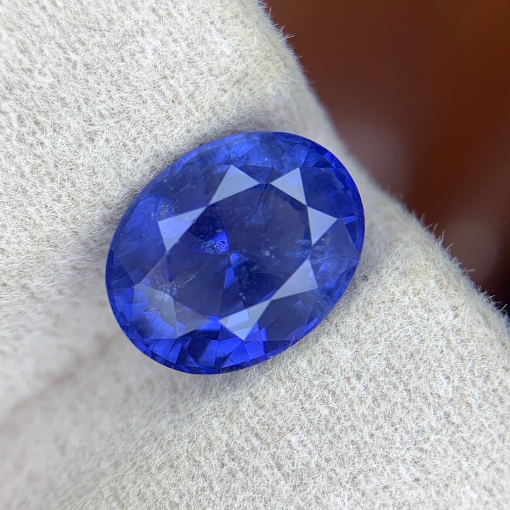 3.20 Ct Natural Blue Sapphire Oval 