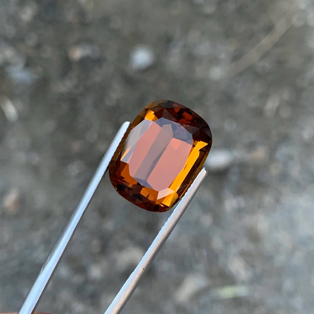 15.56 Carat Natural Loose Honey Color Citrine Stone Cushion Cut African Gemstone