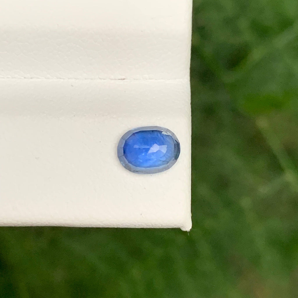 1.20 Carat Blue Sapphire Oval Cut