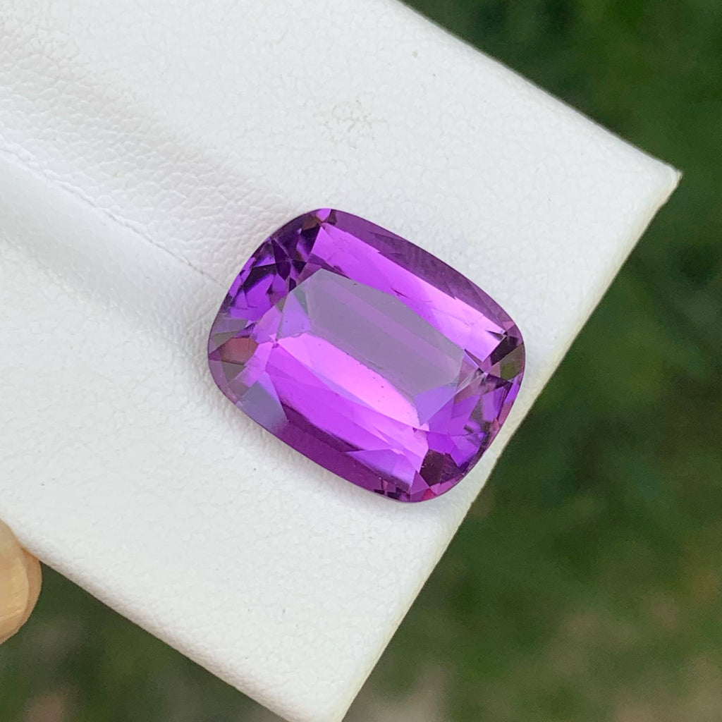9.15 Carat Purple Amethyst Gem