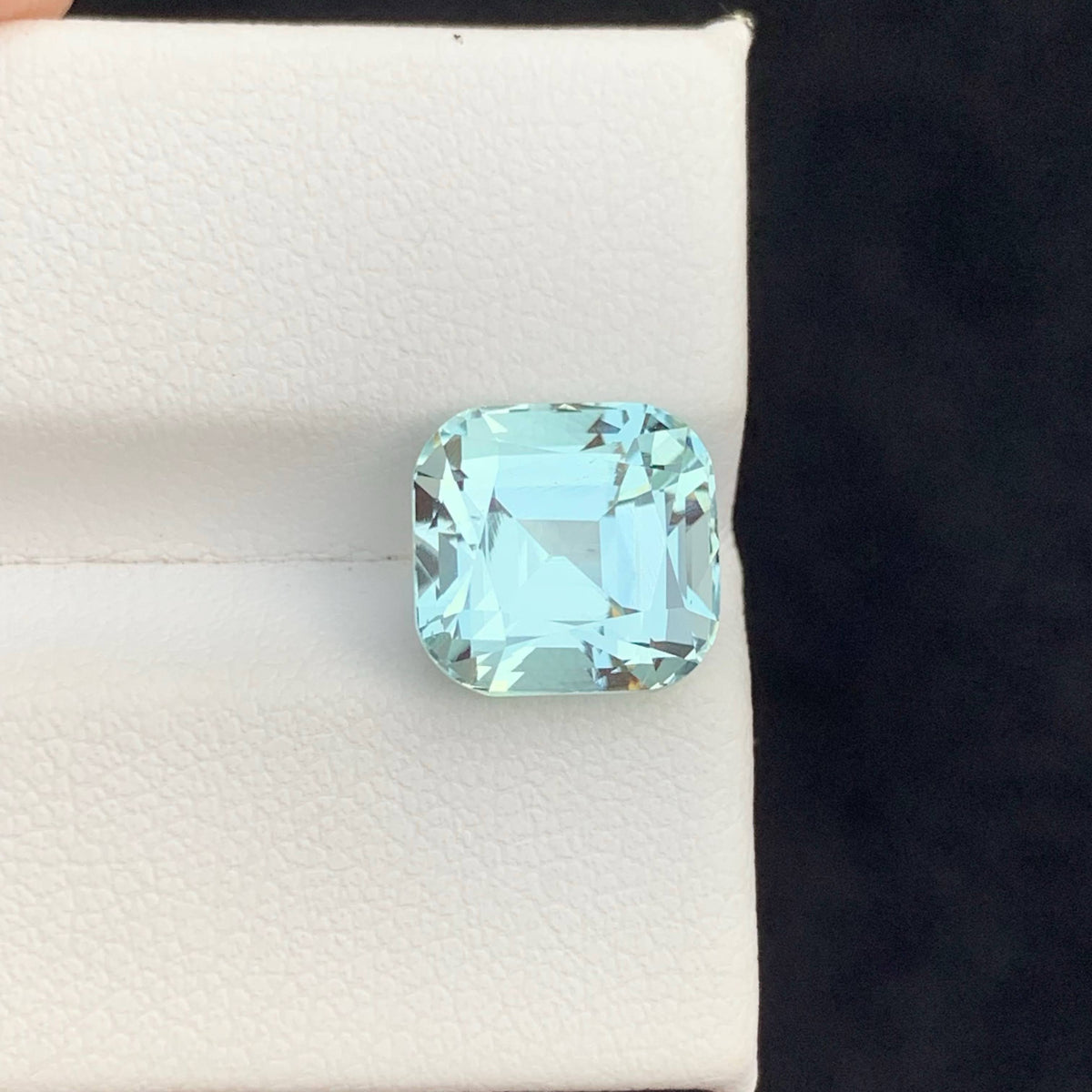 4.40 Carat Natural Loose Light Blue Aquamarine Cushion Cut Pakistan Gemstone