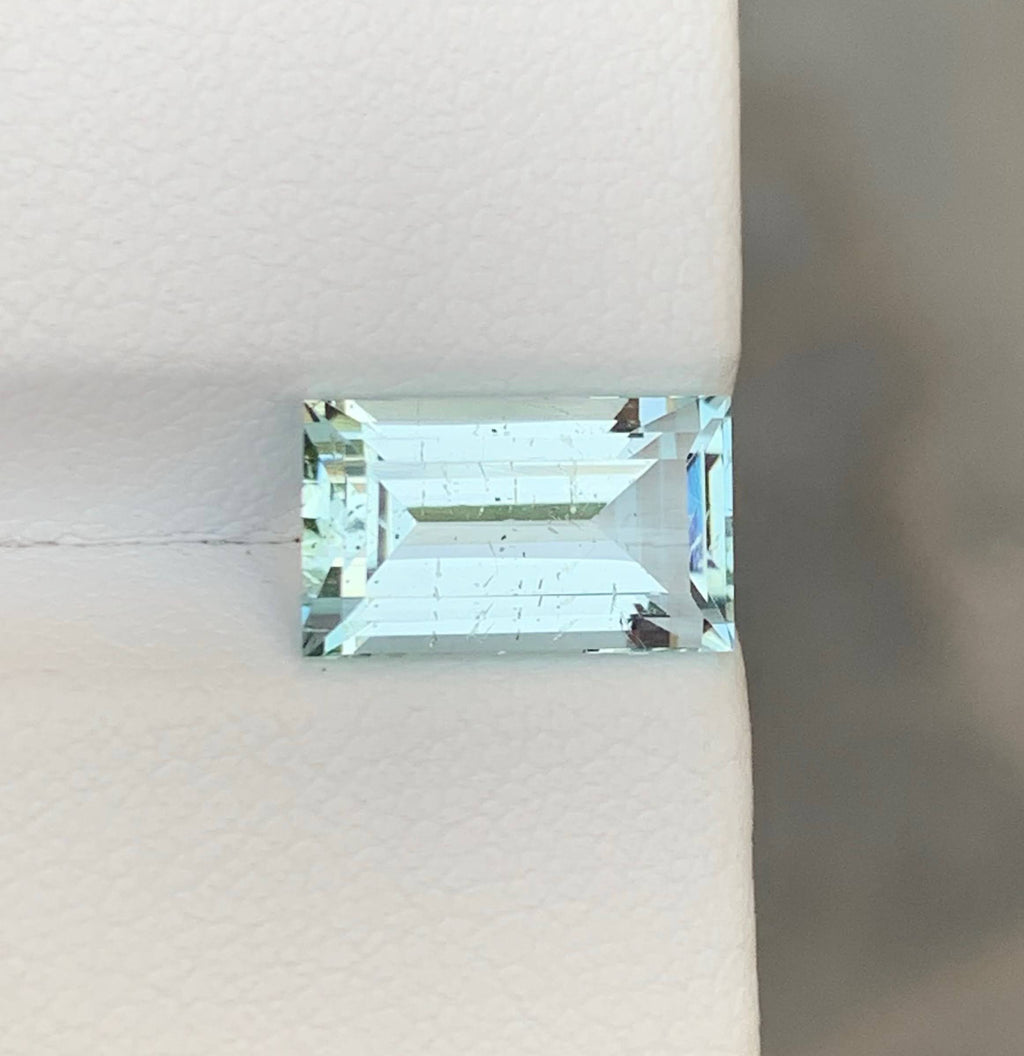 3.05 Ct Light Blue Aquamarine Baguette Cut