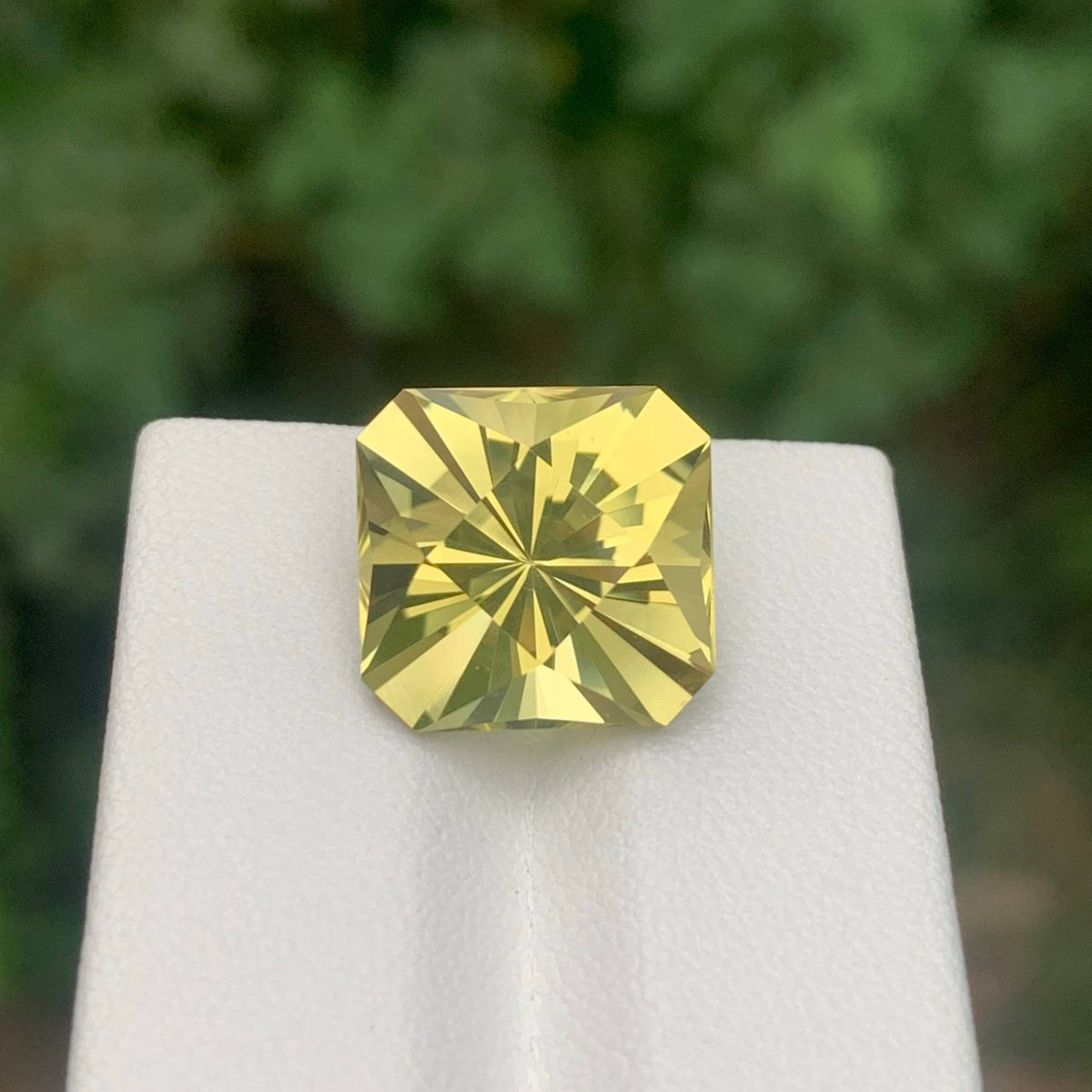 10.45 Carat Natural Loose Lemon Color Citrine Fancy Cut African Gemstone