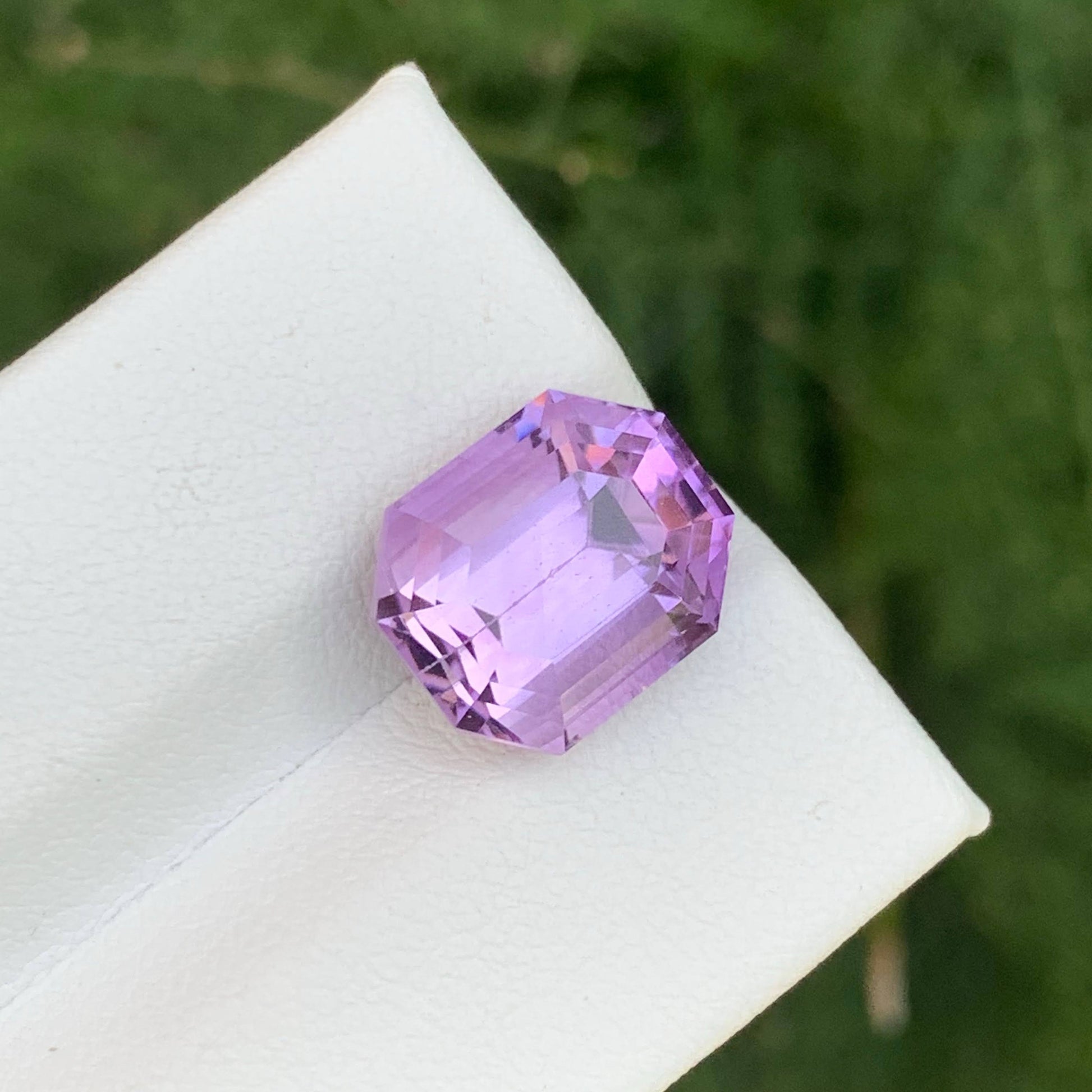6.95 Carat Purple Amethyst Gem