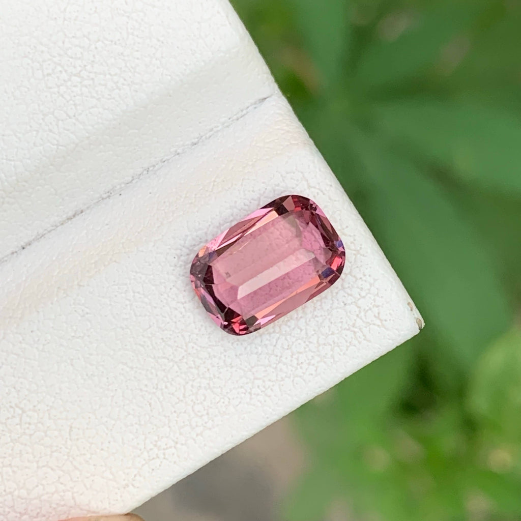 2.20 Carats Hot Pink Spinel Gem
