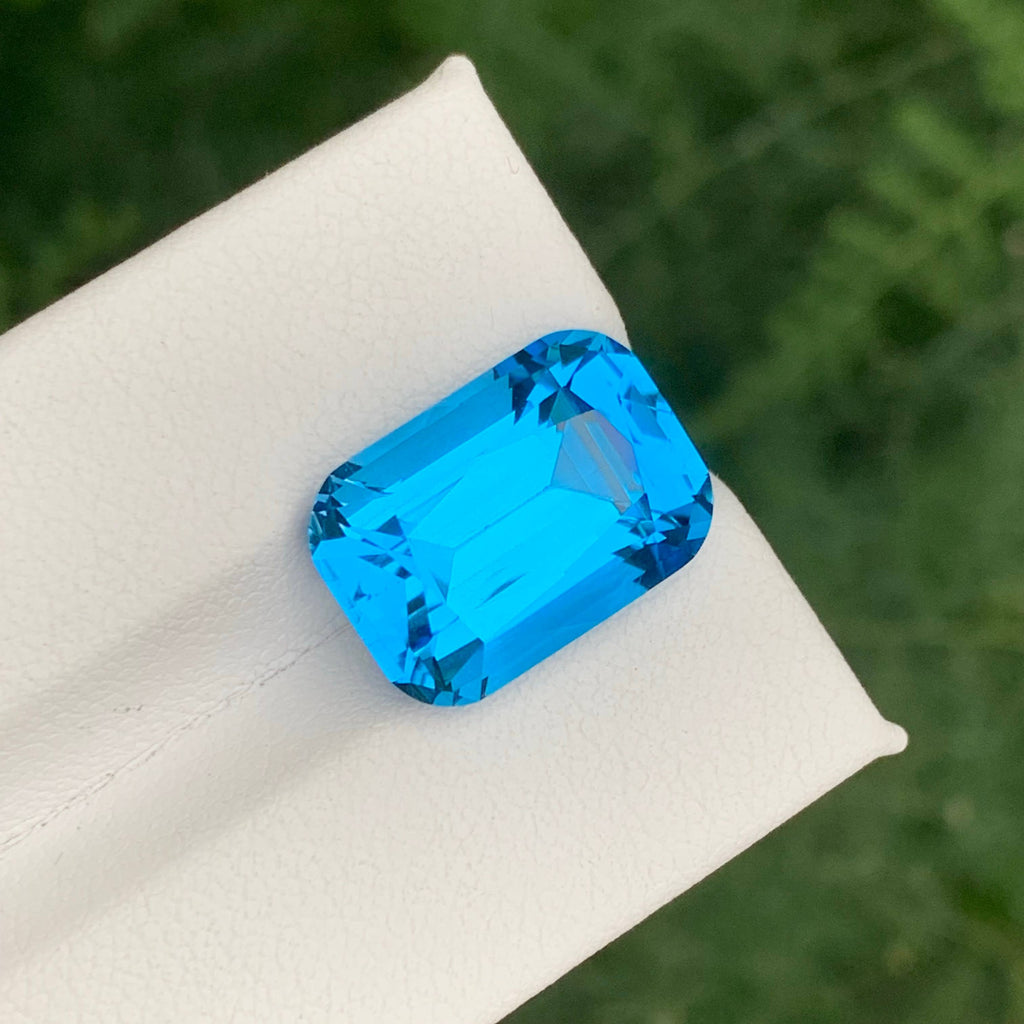 12.55 Carats Neon Blue Topaz