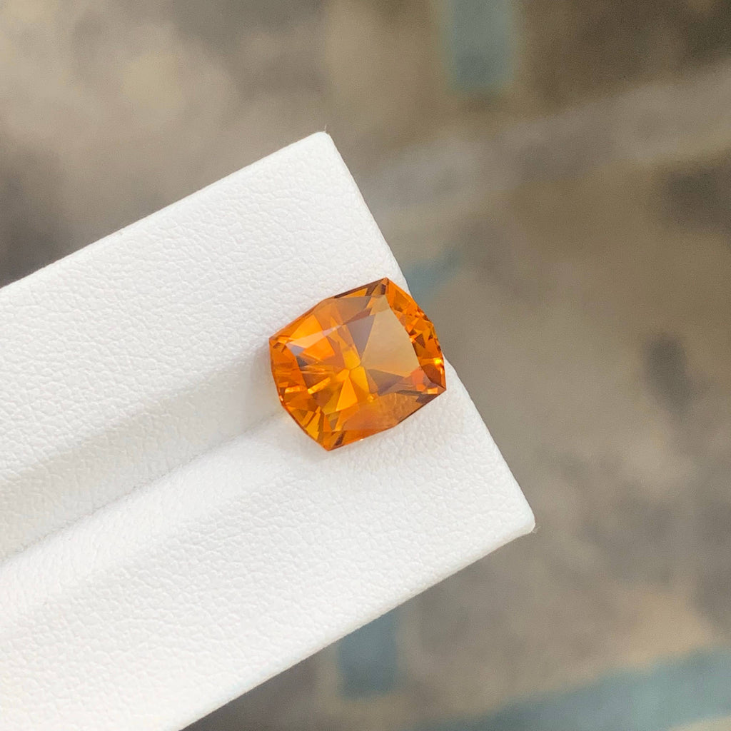 4.95 Carats Madeira Citrine Stone