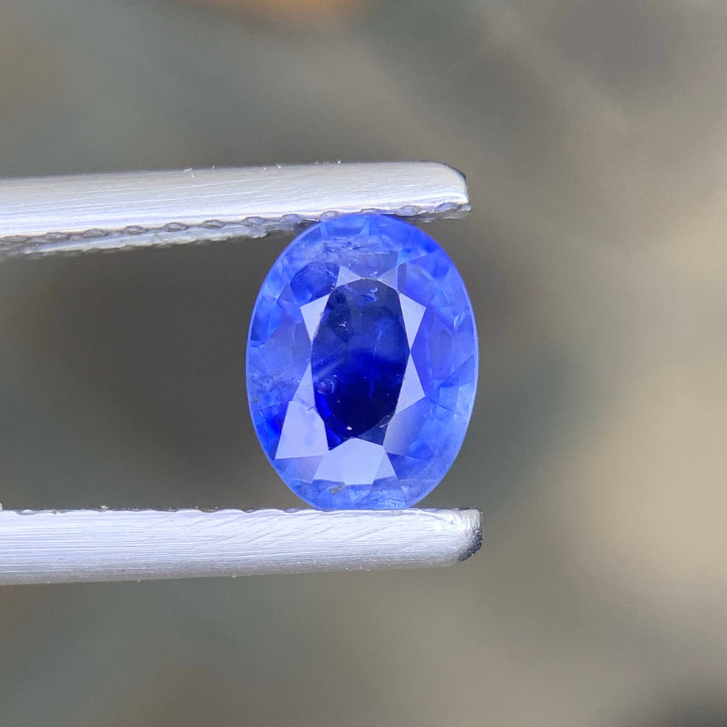 0.85Ct Blue Sapphire Oval Cut Sri Lankan