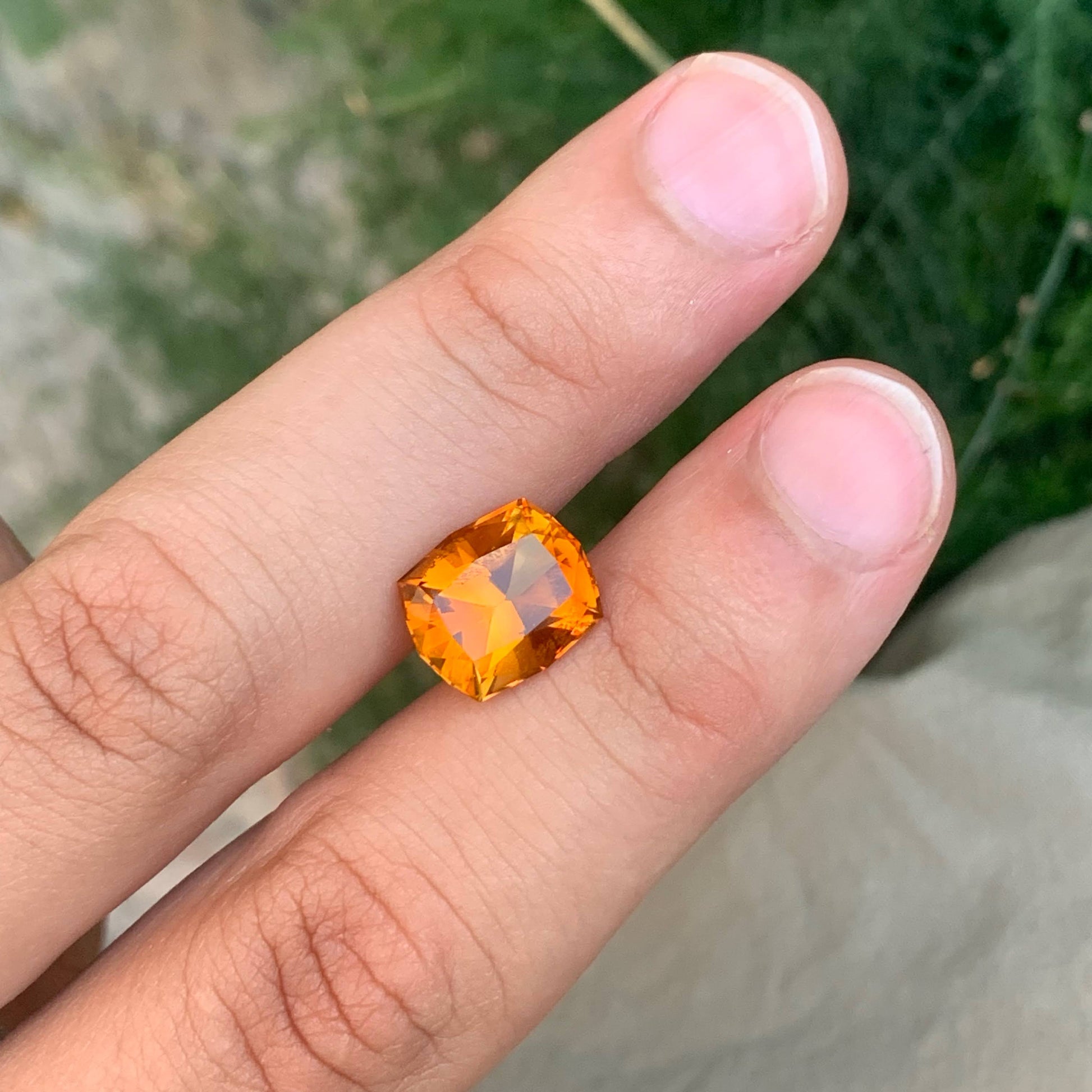 4.95 Carats Madeira Citrine Stone