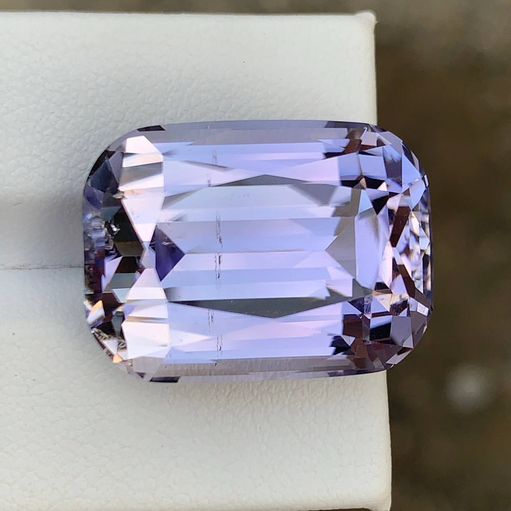 39.00 Ct Purplish Kunzite Cushion Cut