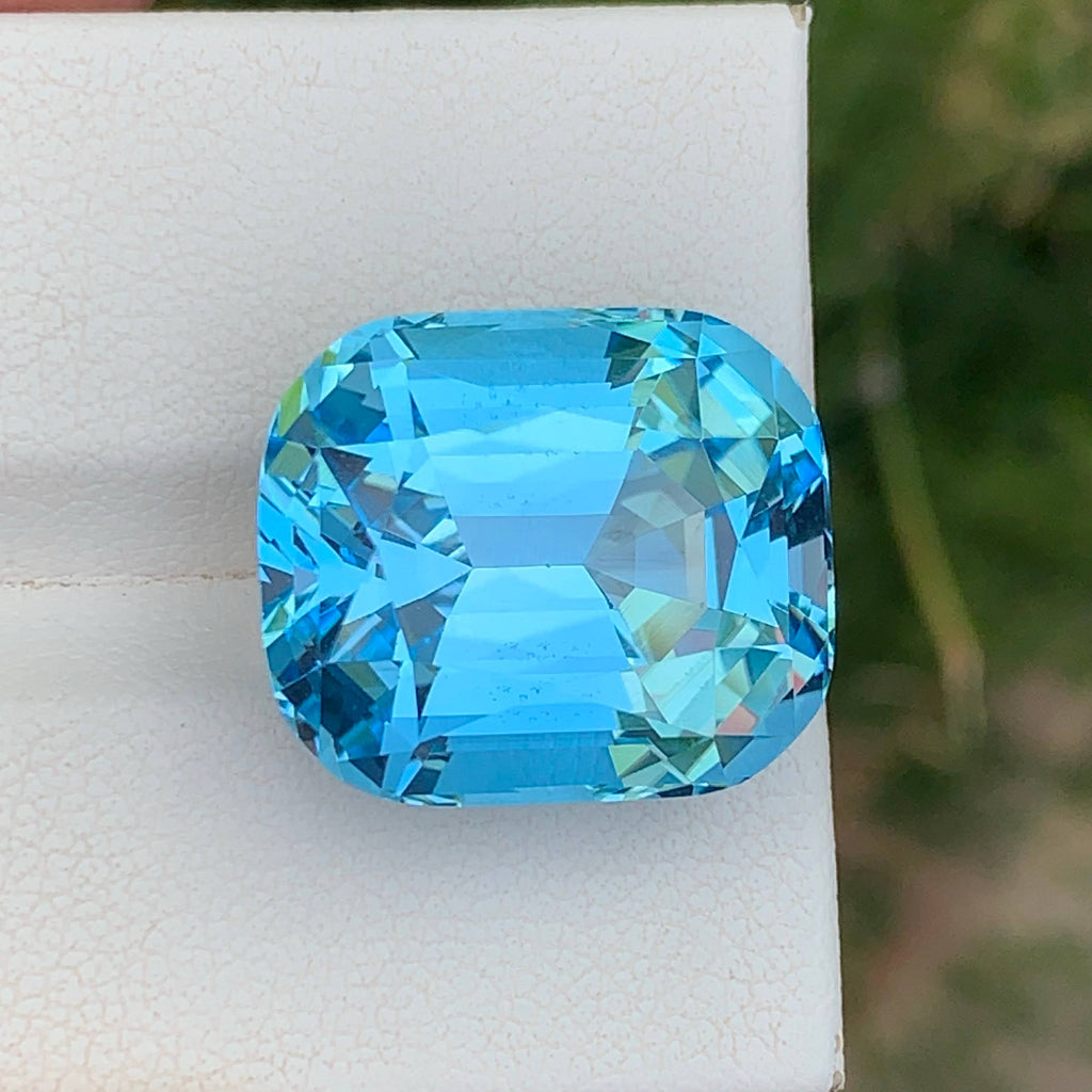 28.65 Carats Sky Blue Topaz