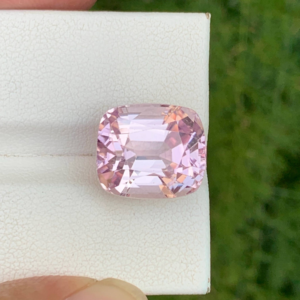 15.00 Carat Natural Pink Kunzite