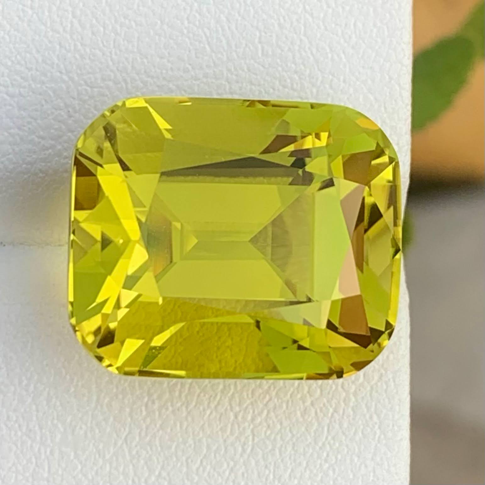 28.30 Ct Natural Lemon Citrine
