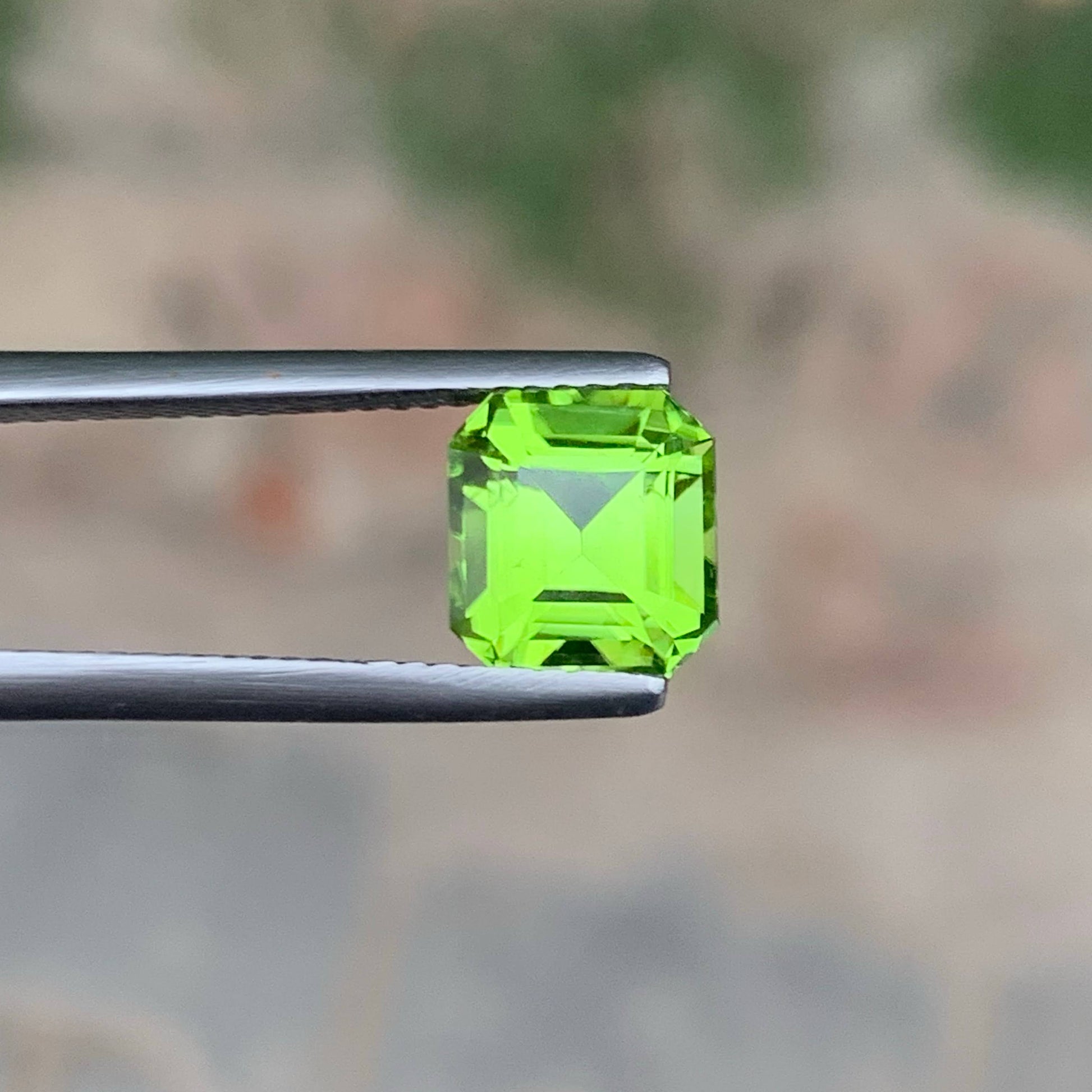 2.75 Carat Apple Green Peridot